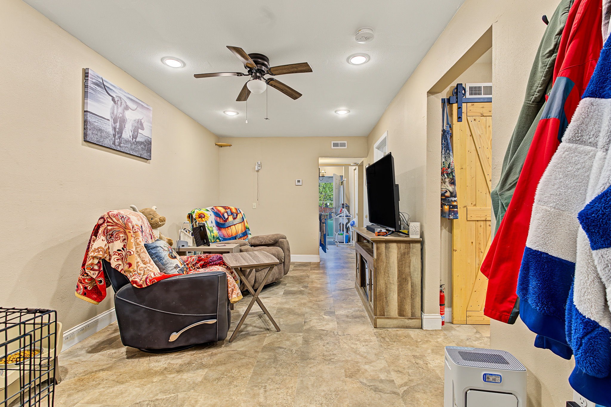 1725 Red Bone Way Property Photo 2