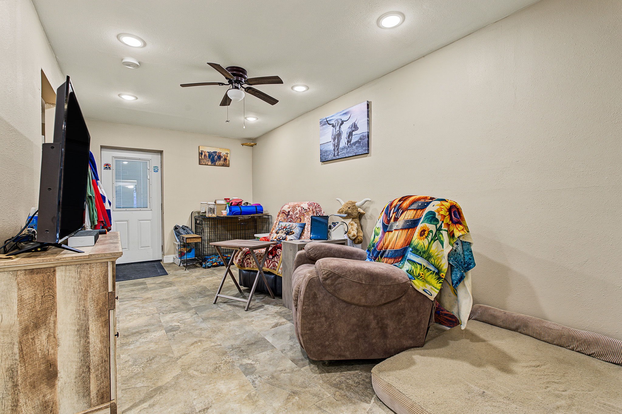 1725 Red Bone Way Property Photo 3