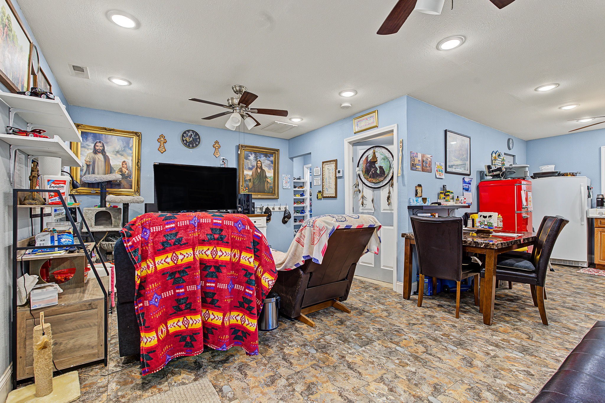 1725 Red Bone Way Property Photo 14