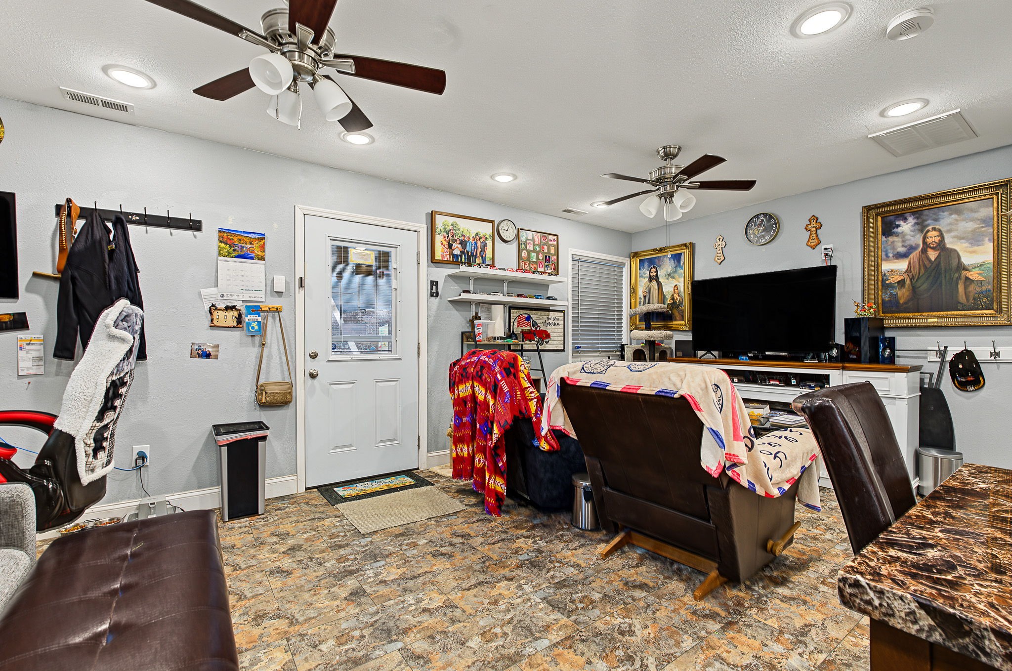 1725 Red Bone Way Property Photo 15