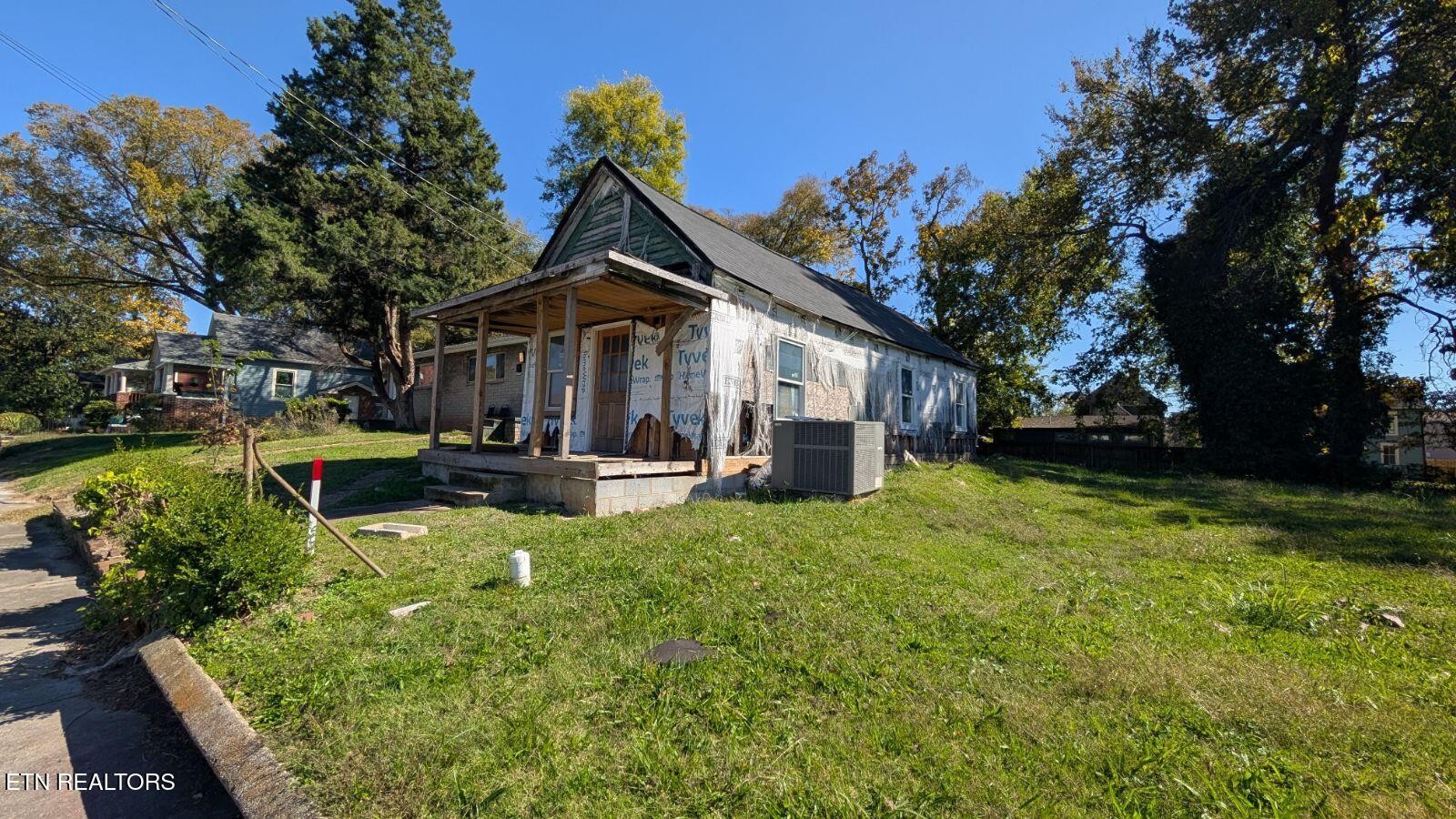218 Cansler Ave Property Photo 1