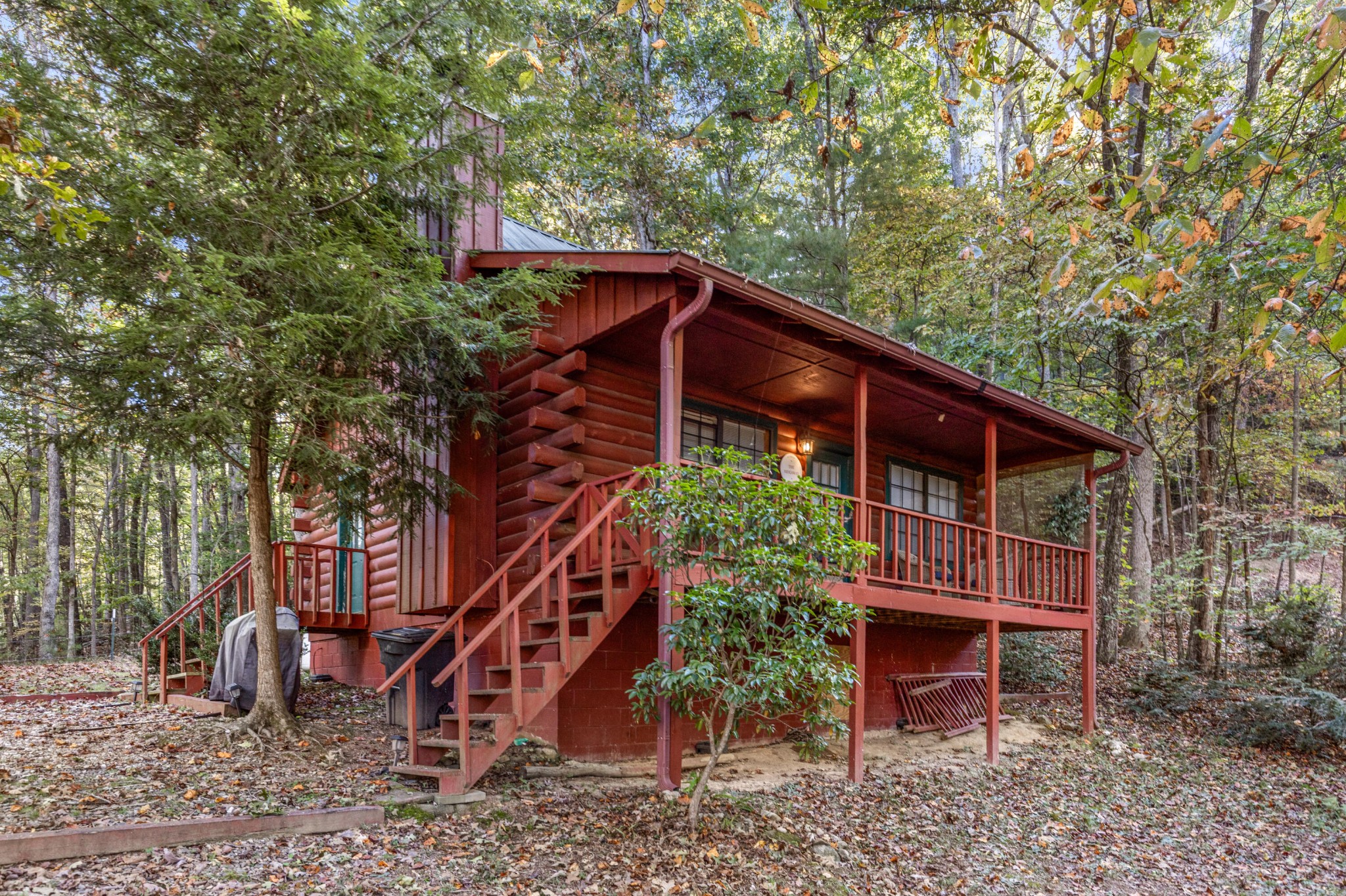 80 Treetop Lane Property Photo 1