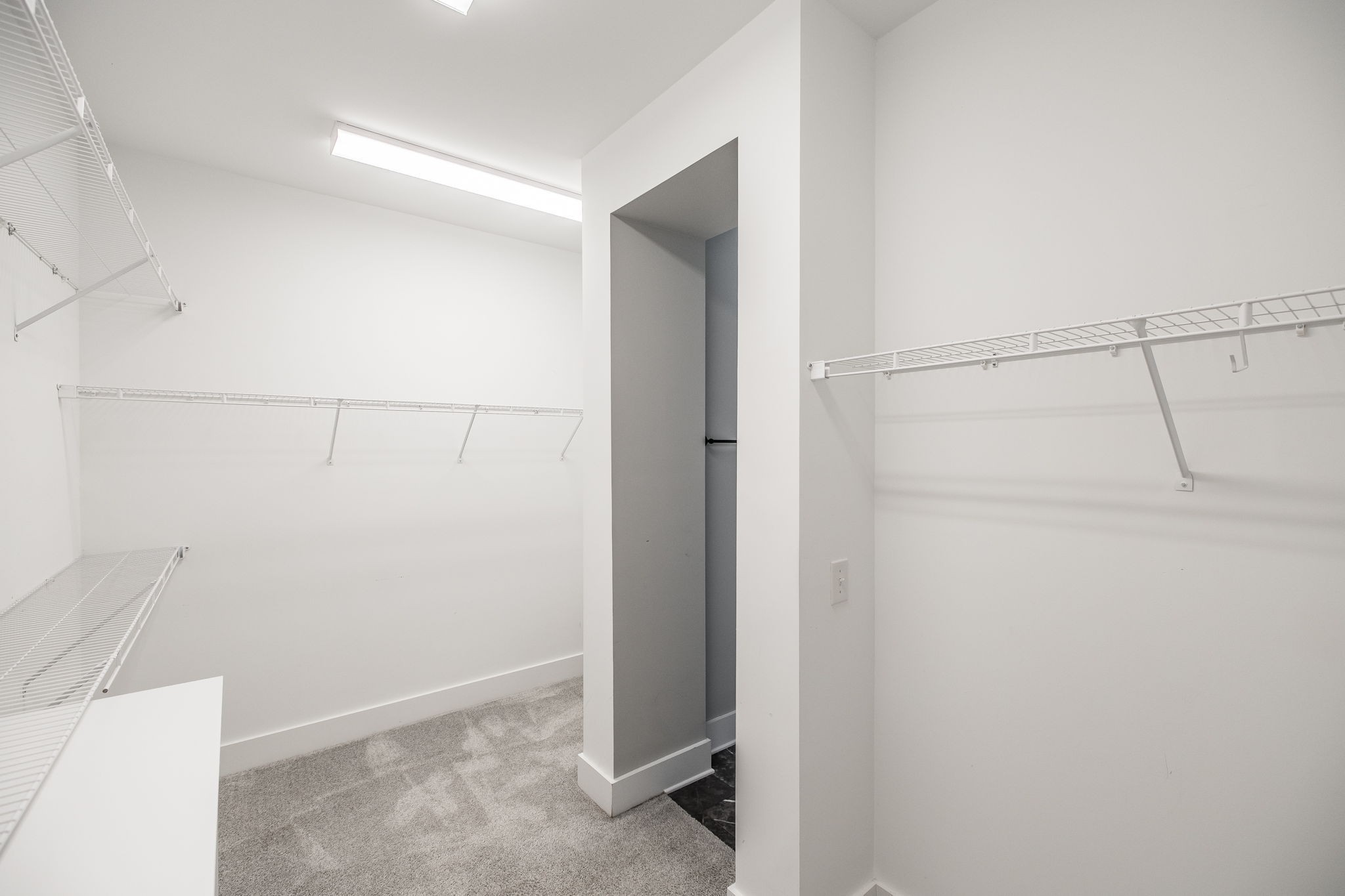 210 Woodhall Ct Property Photo 61