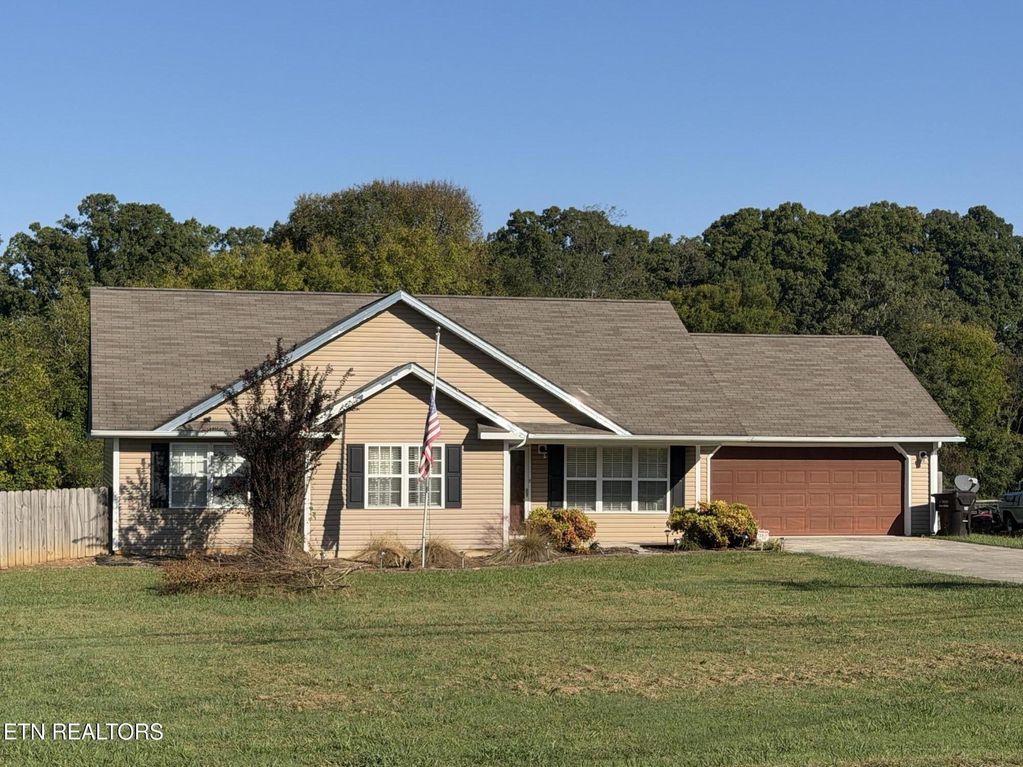 5717 Old Niles Ferry Pike Property Photo 1