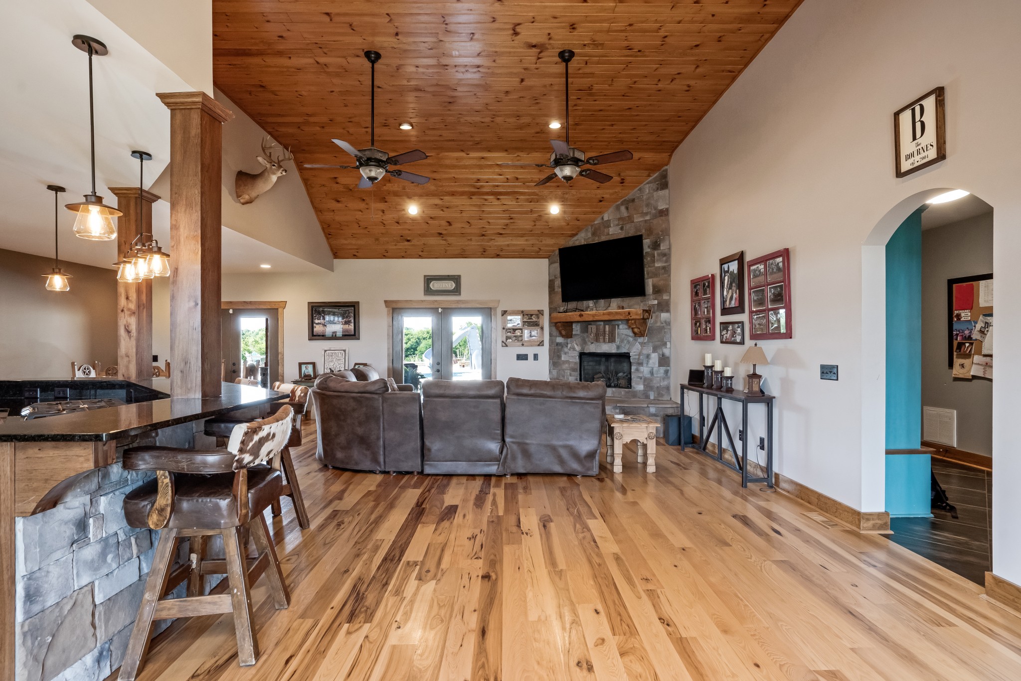 1068 Pickle Rd Property Photo 11