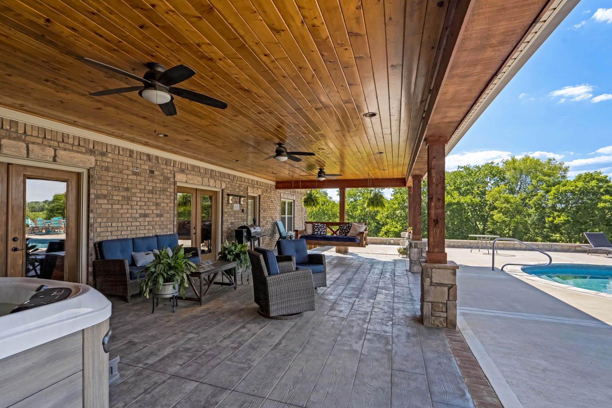 1068 Pickle Rd Property Photo 37