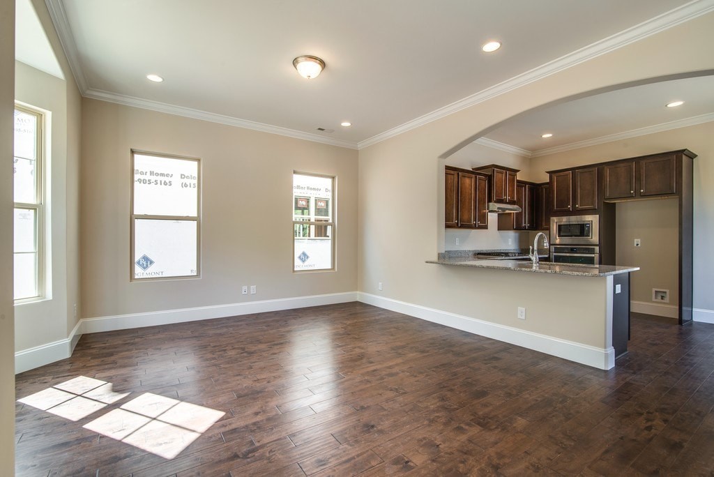 201 Madelaine Way Property Photo 11