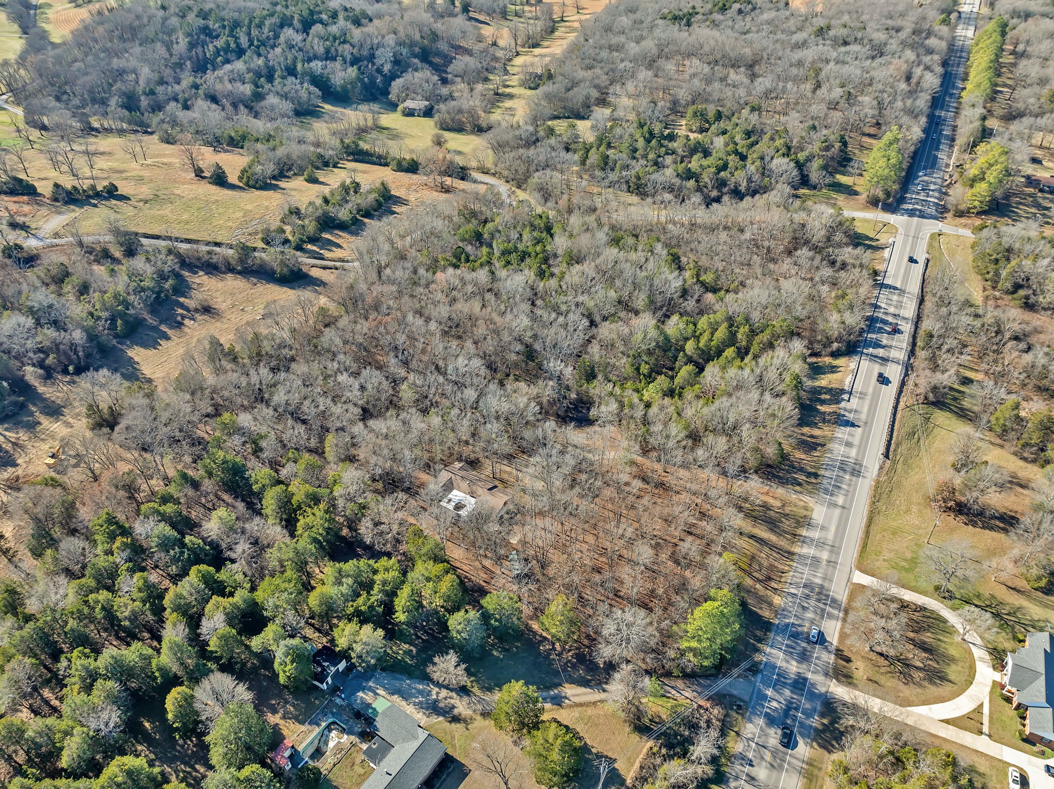 2027 New Columbia Hwy Property Photo 38