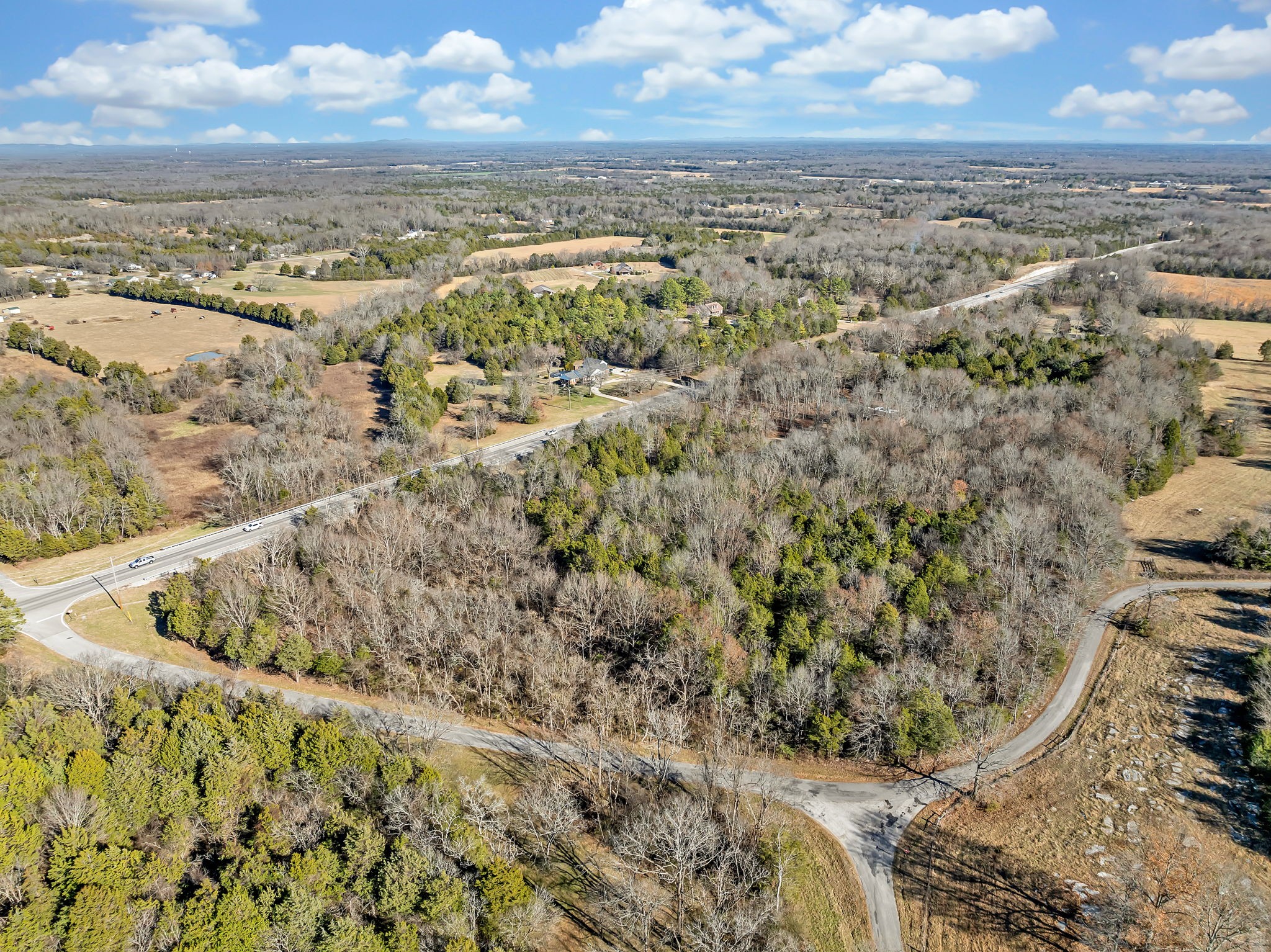 2027 New Columbia Hwy Property Photo 45