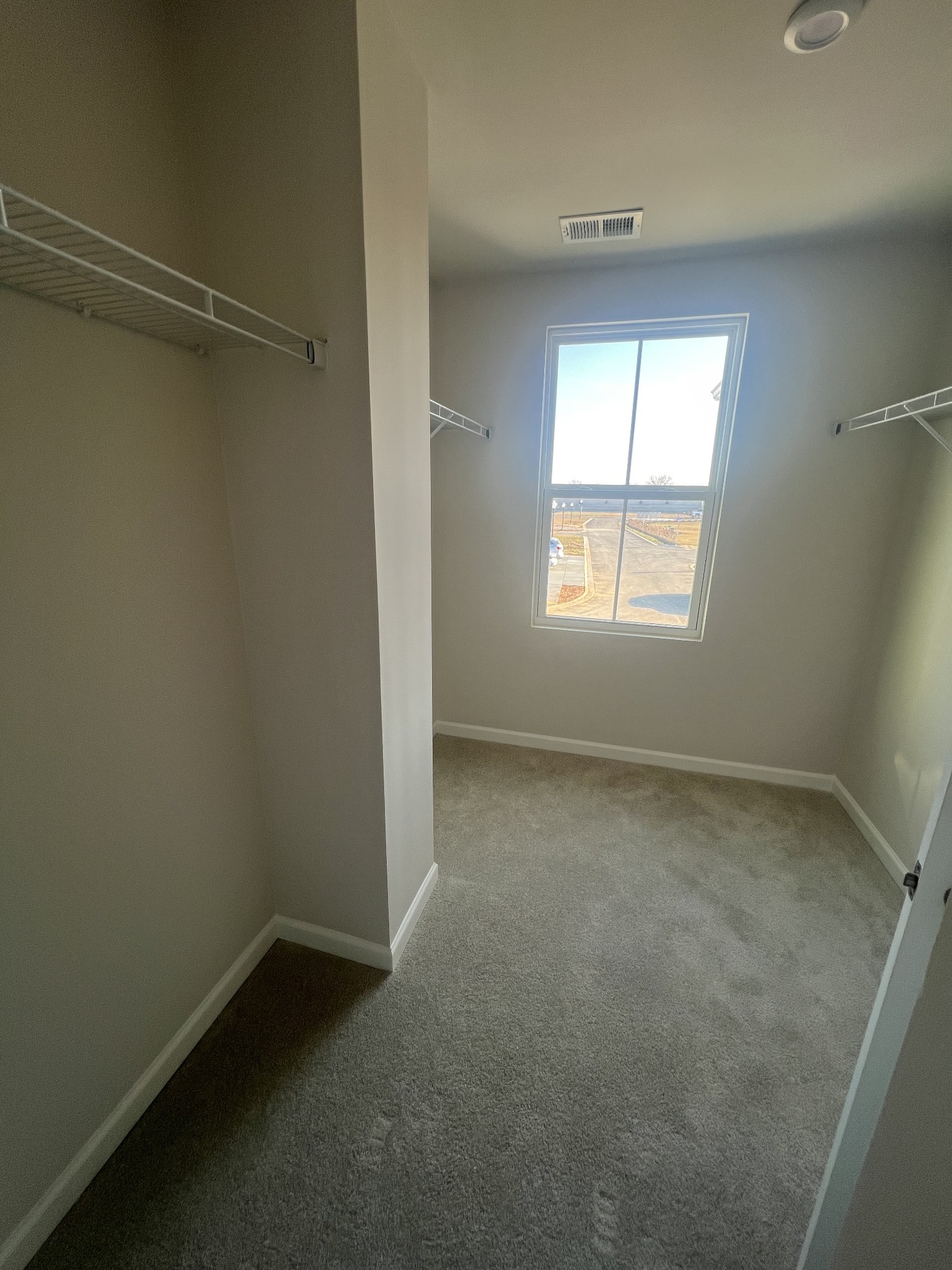1126 Aubrey Meadows Pl Property Photo 9