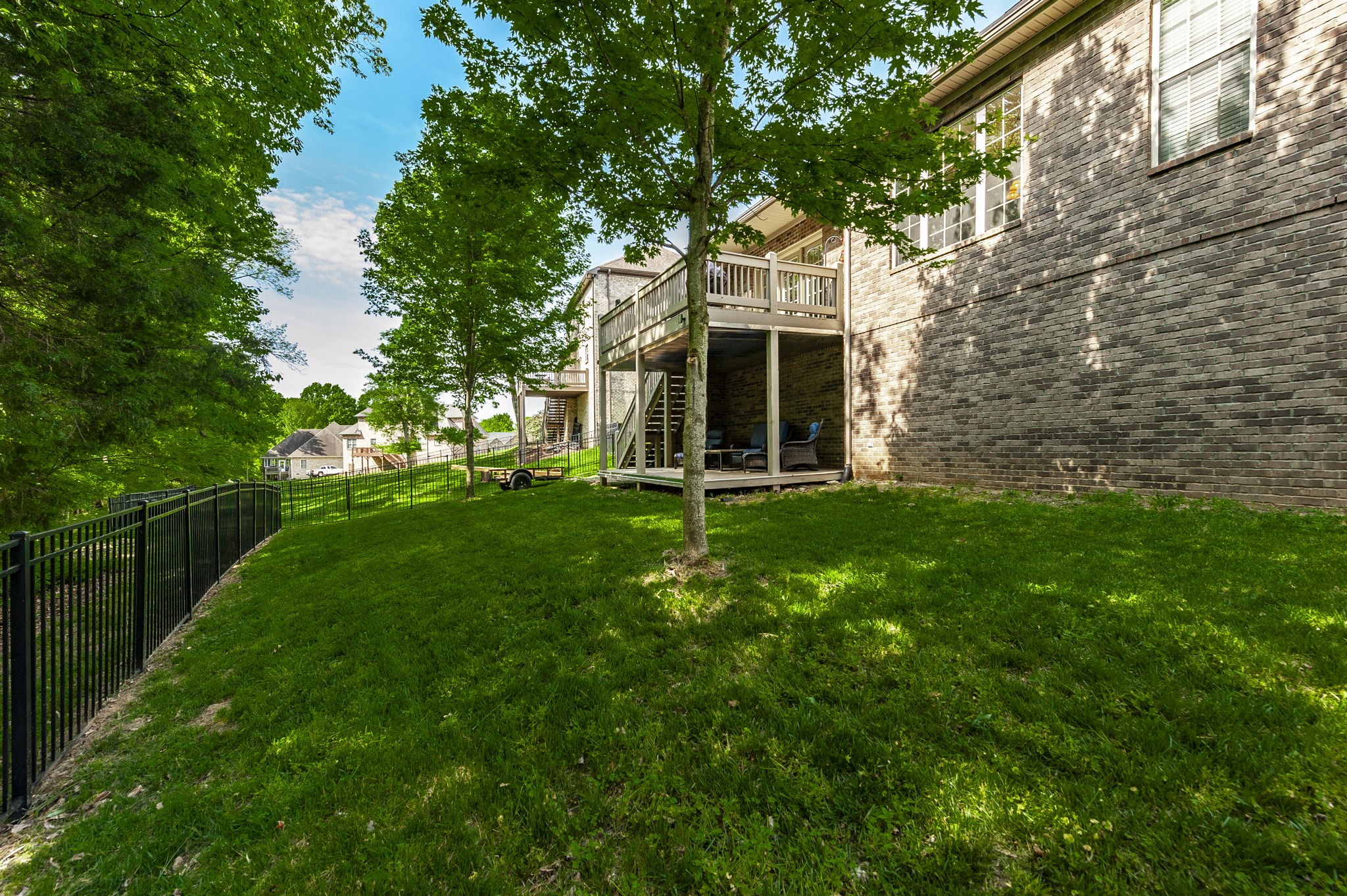 1042 Tower Hill Ln Property Photo 14