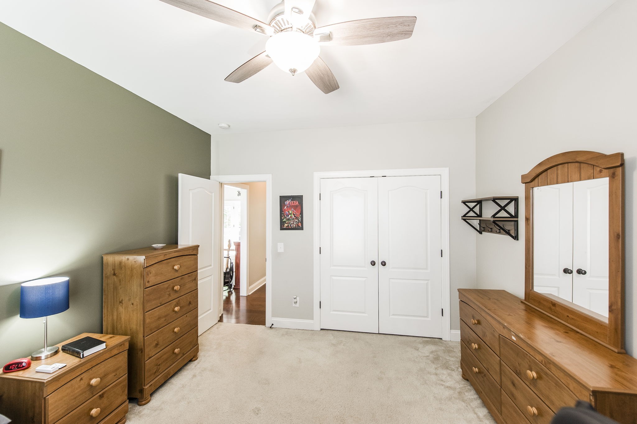 1042 Tower Hill Ln Property Photo 24