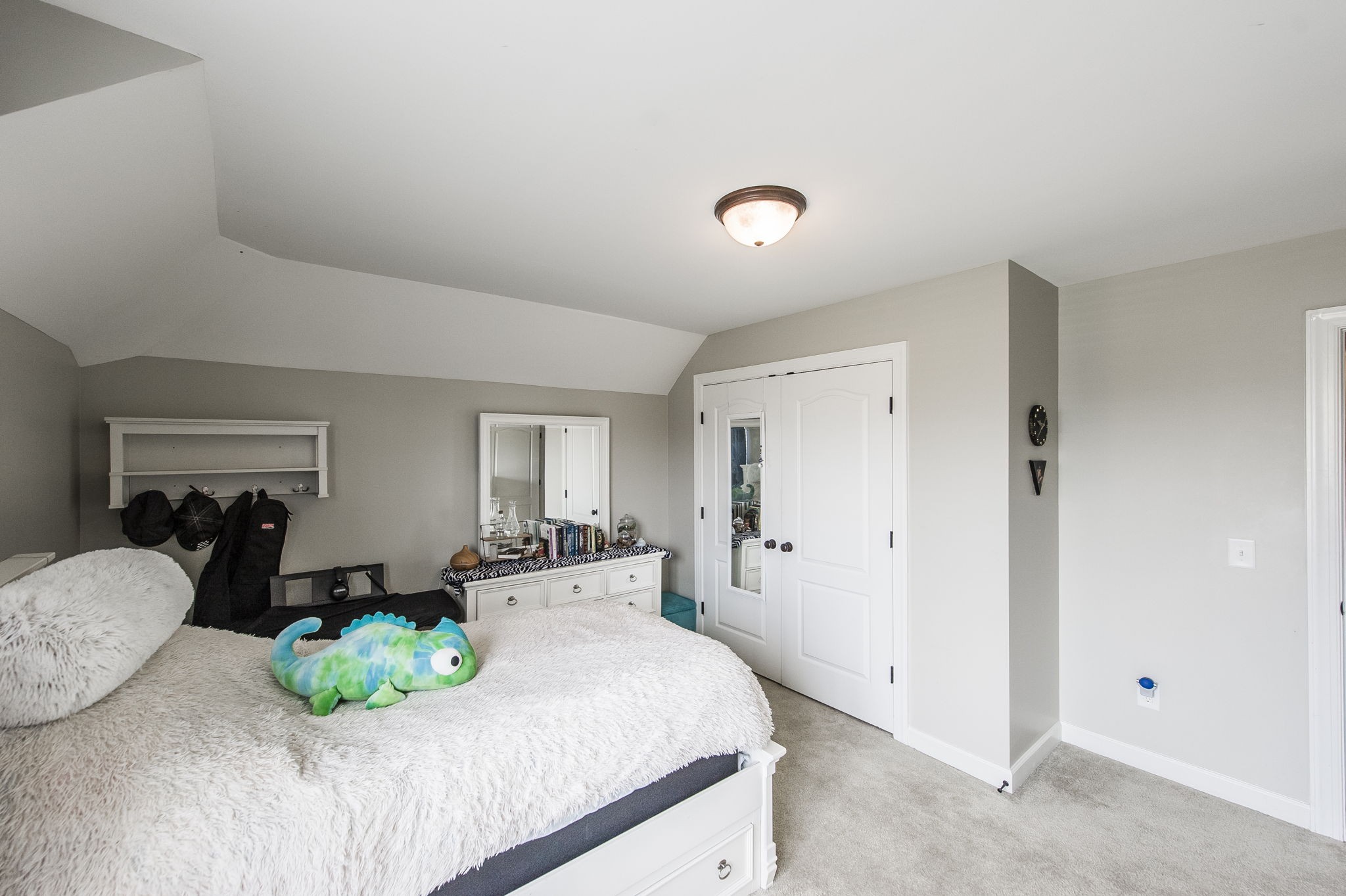 1042 Tower Hill Ln Property Photo 66