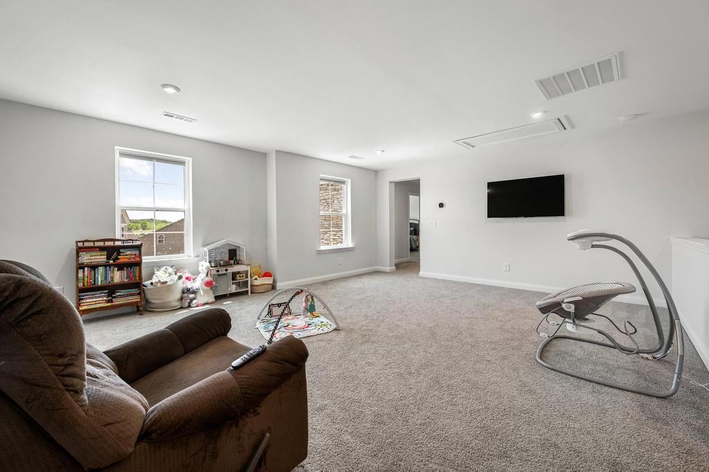 1813 Ableson Way Property Photo 30
