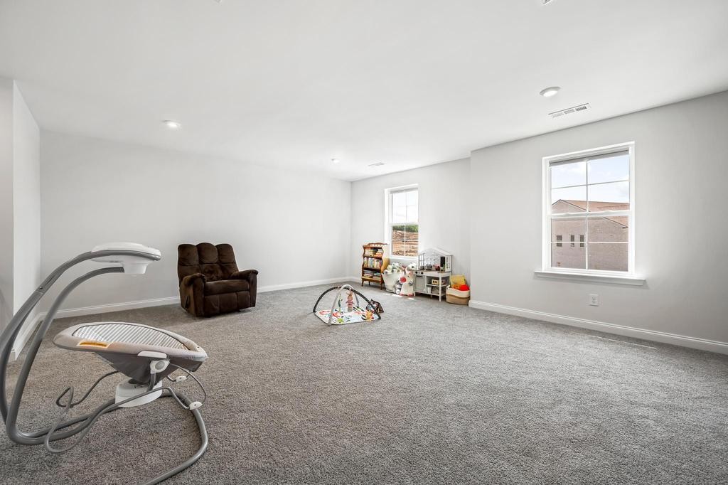 1813 Ableson Way Property Photo 31