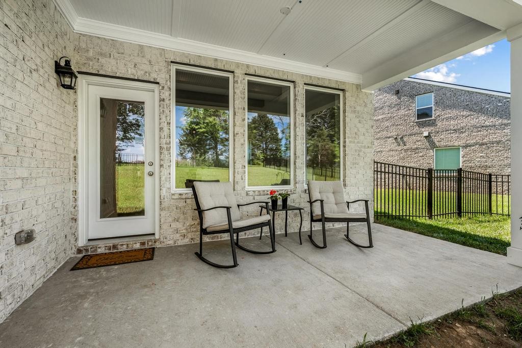 1813 Ableson Way Property Photo 37
