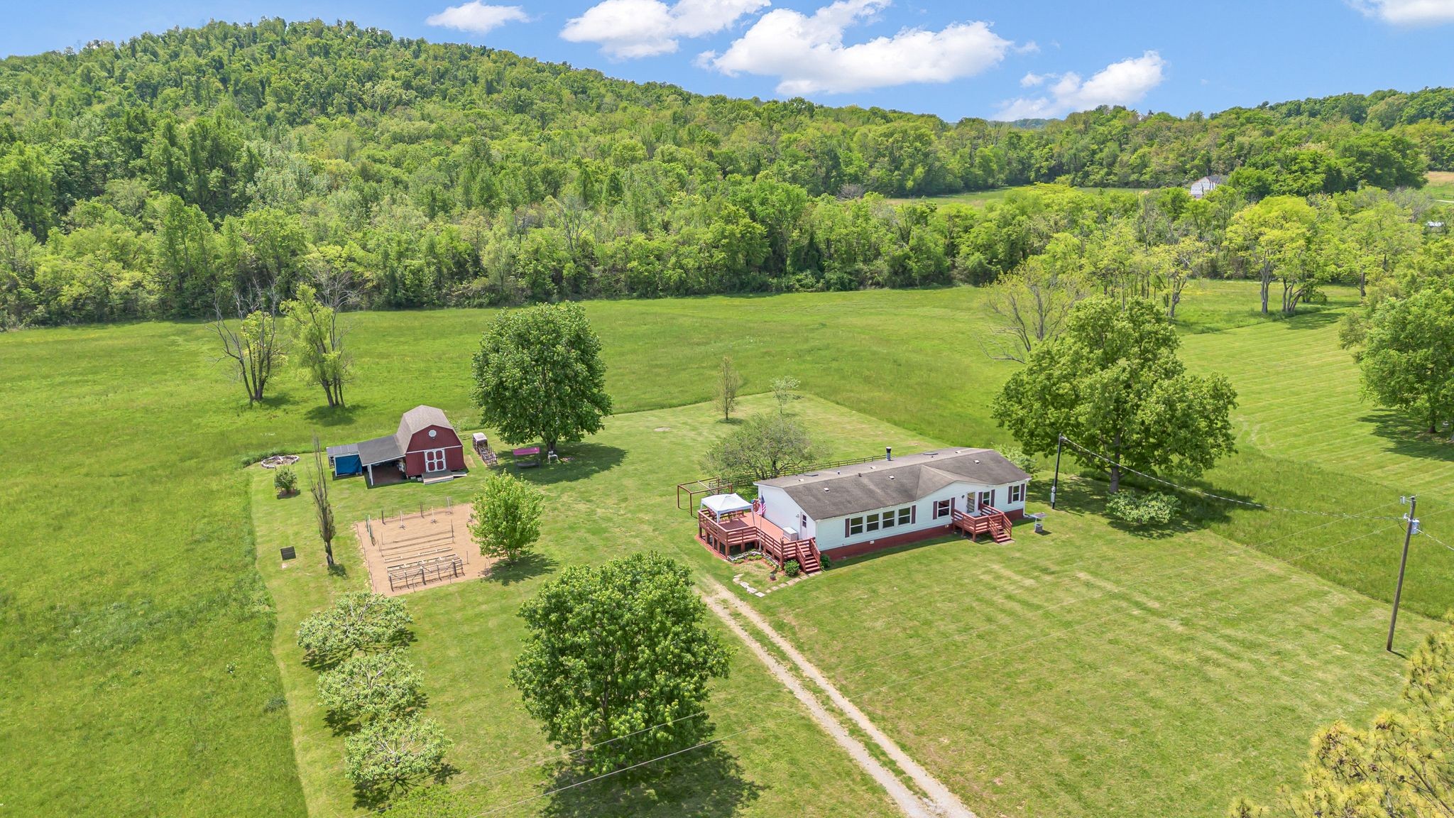 174 Higgins Rd Property Photo 4