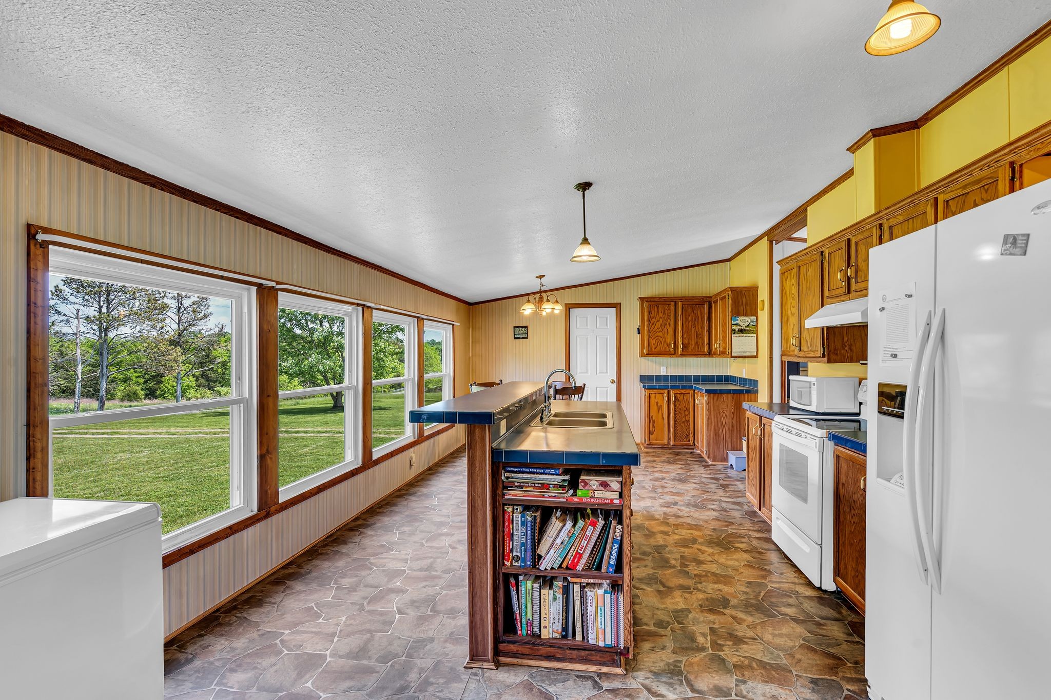 174 Higgins Rd Property Photo 16