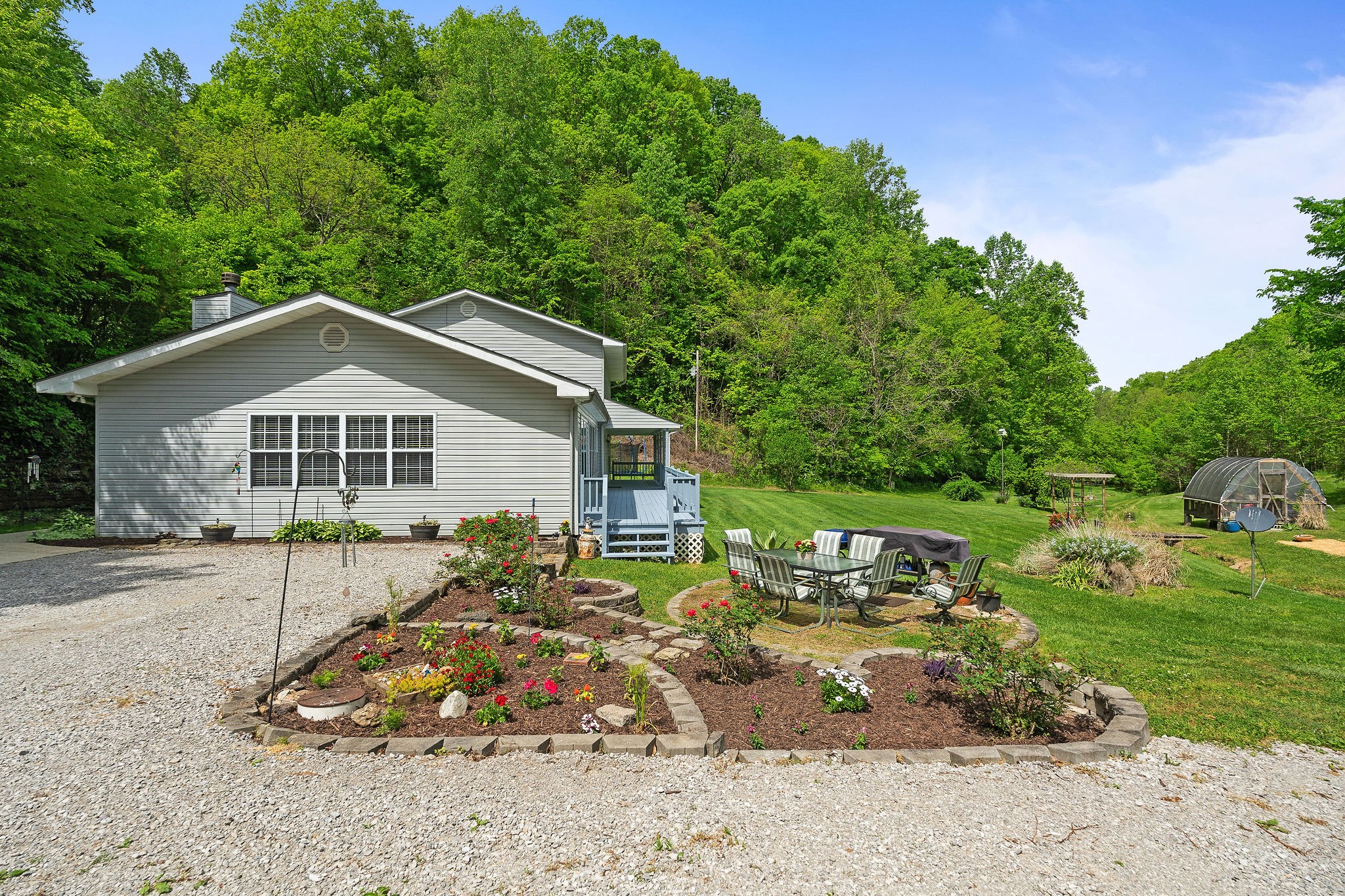 137 L W Lacy Rd Property Photo 41