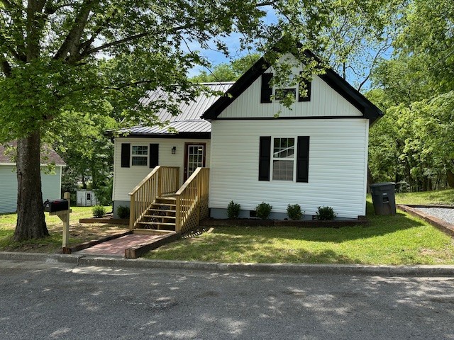 106 Cedarwood St Property Photo 1