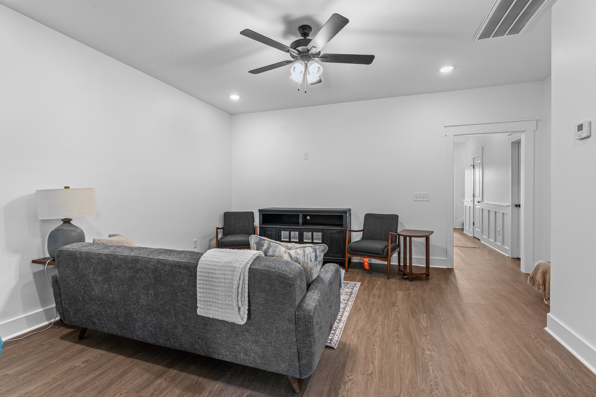 621 S Wall St Property Photo 11