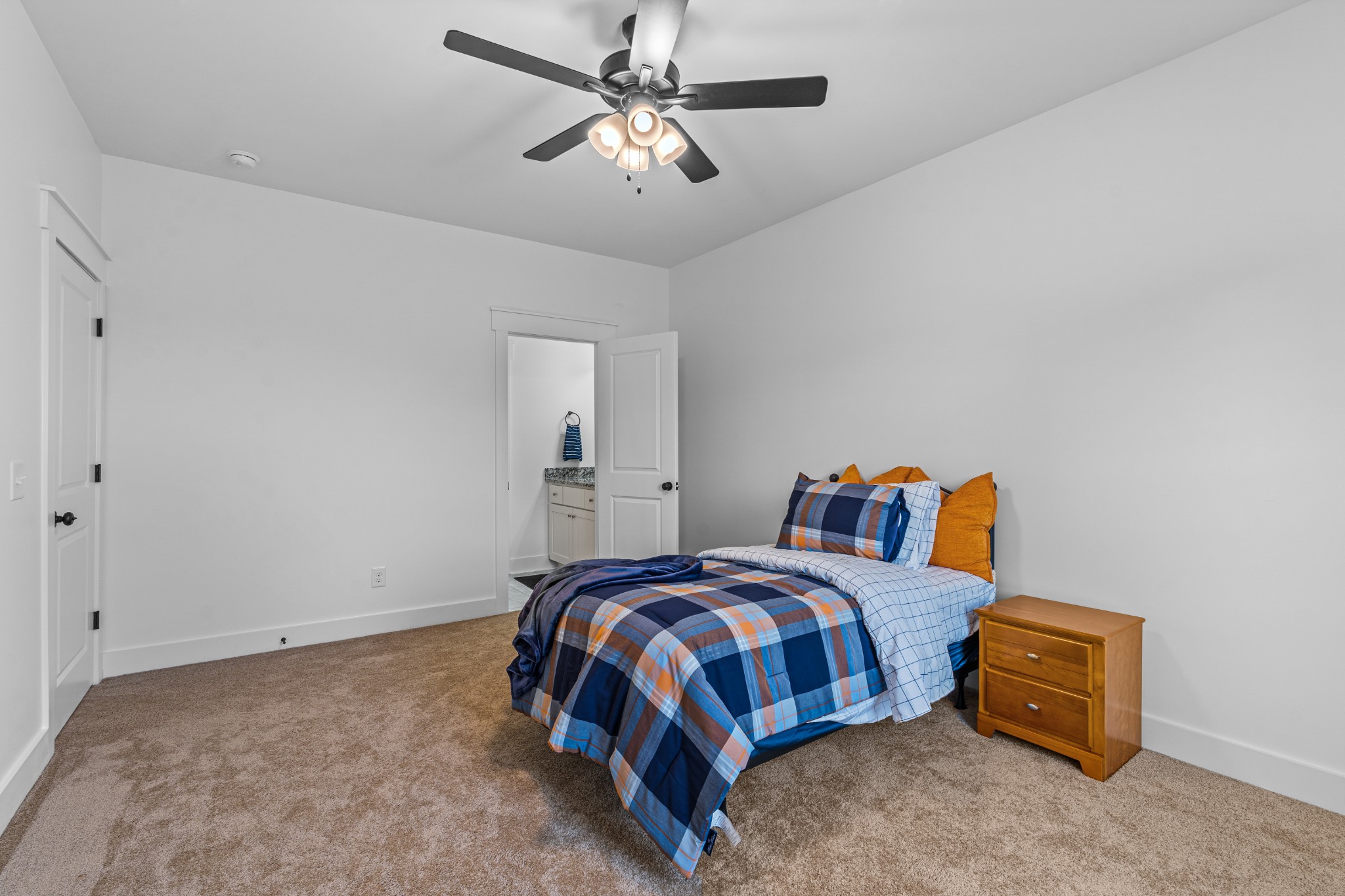 621 S Wall St Property Photo 45