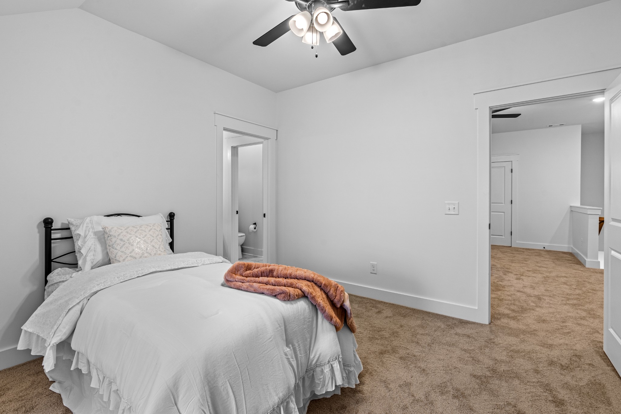 621 S Wall St Property Photo 48