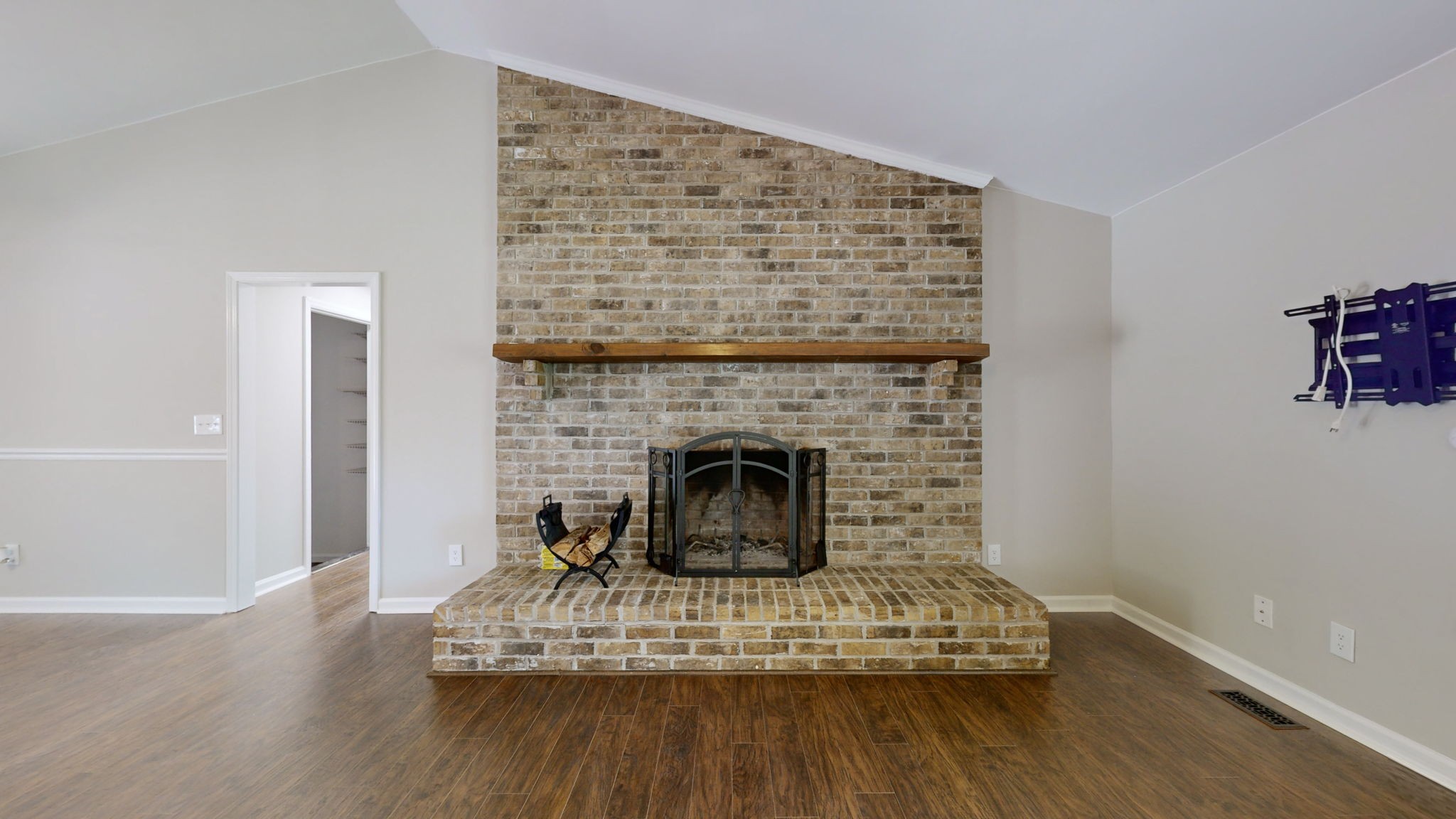 3927 Cider Dr Property Photo 4