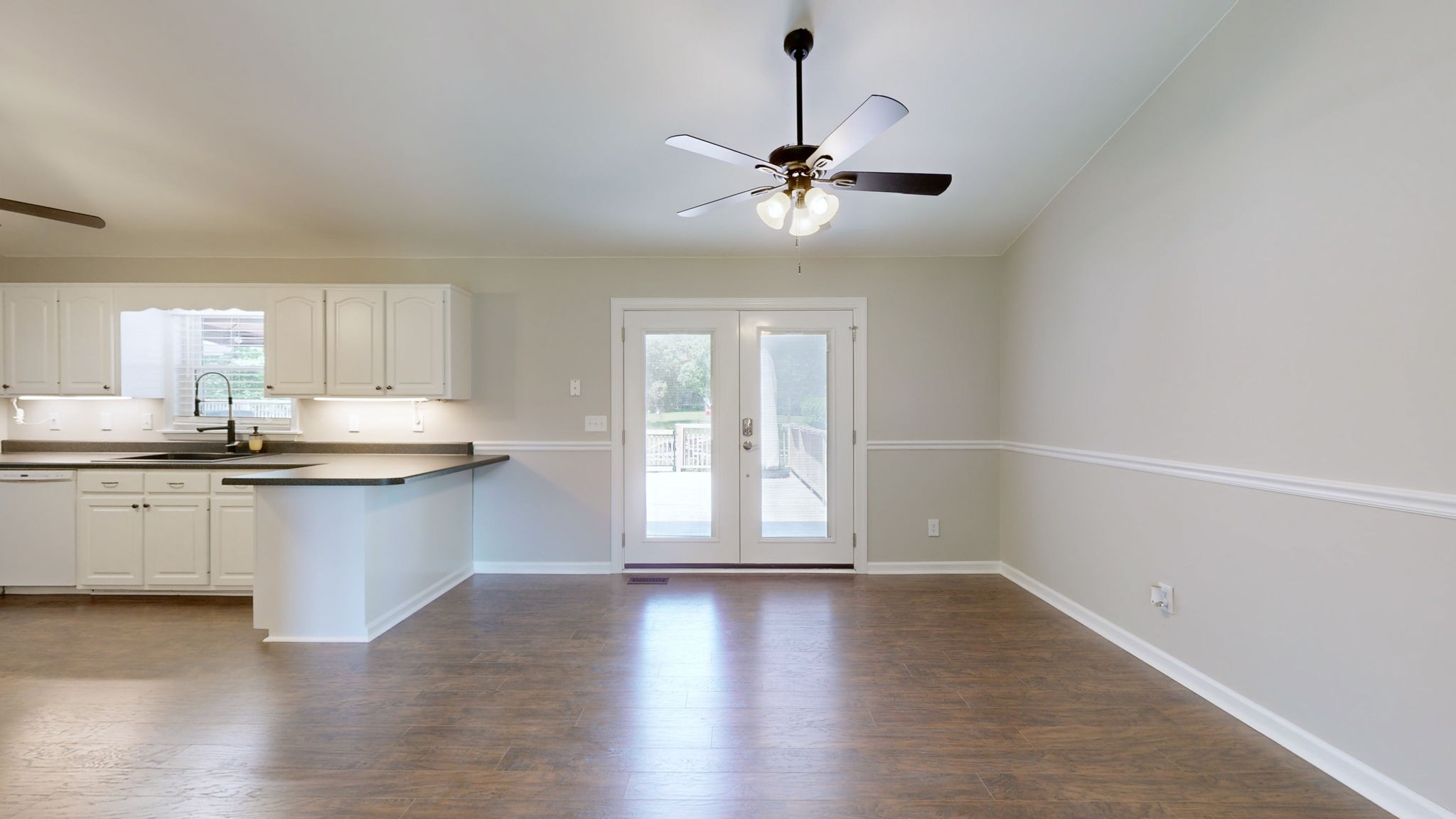 3927 Cider Dr Property Photo 5