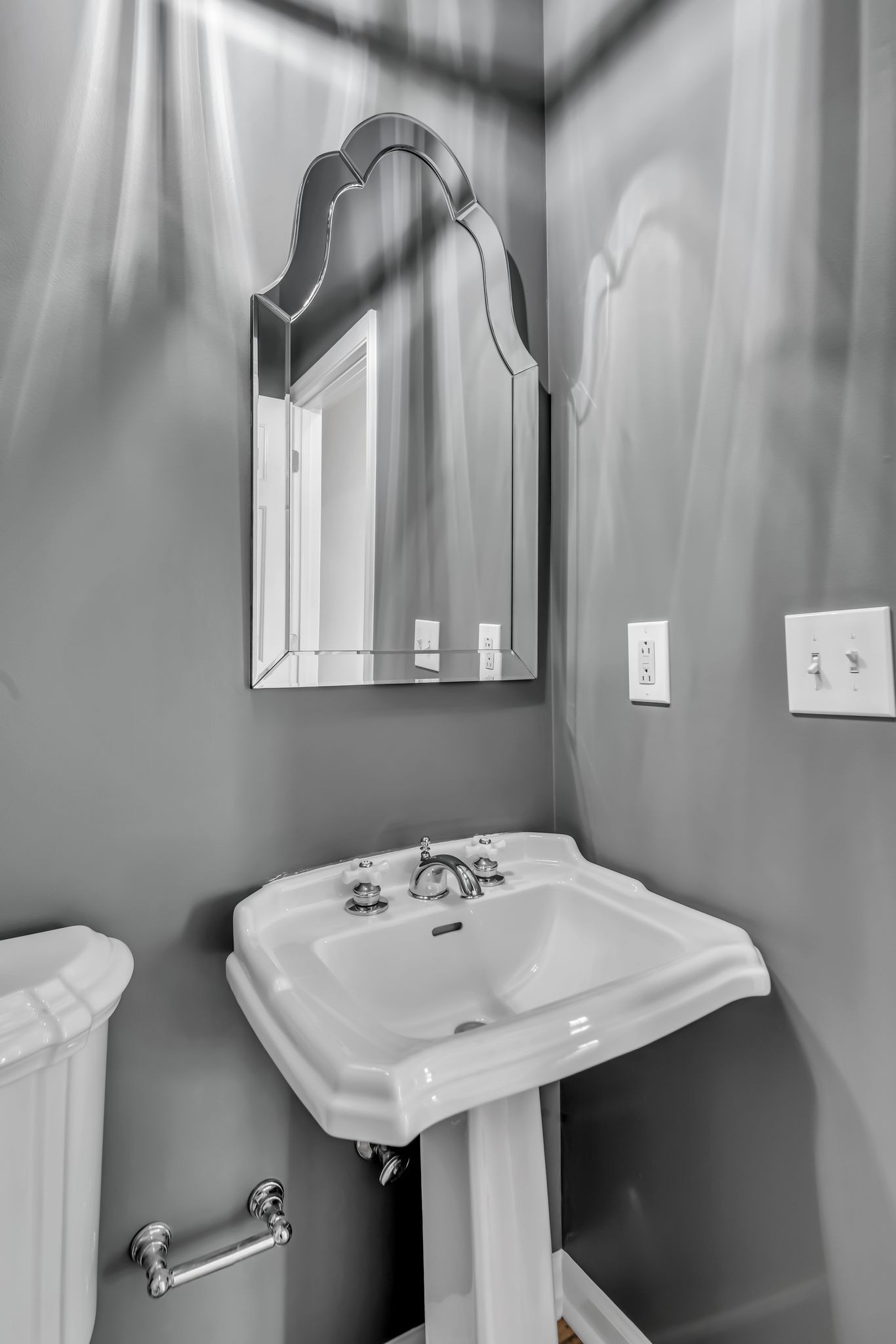 1006 Falls Ave Property Photo 22