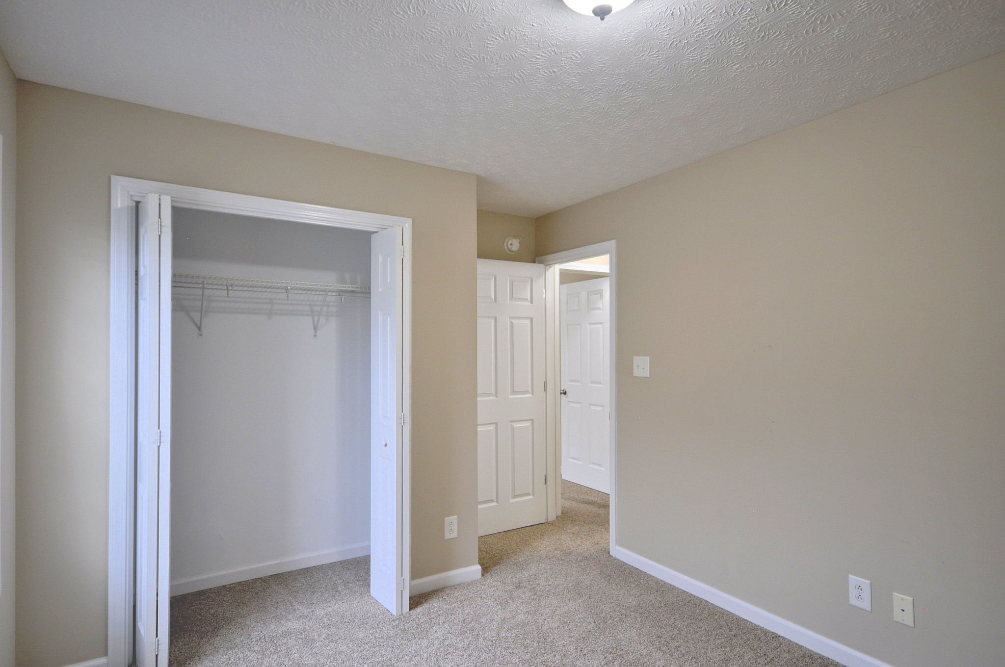 880 Cindy Jo Ct Property Photo 5