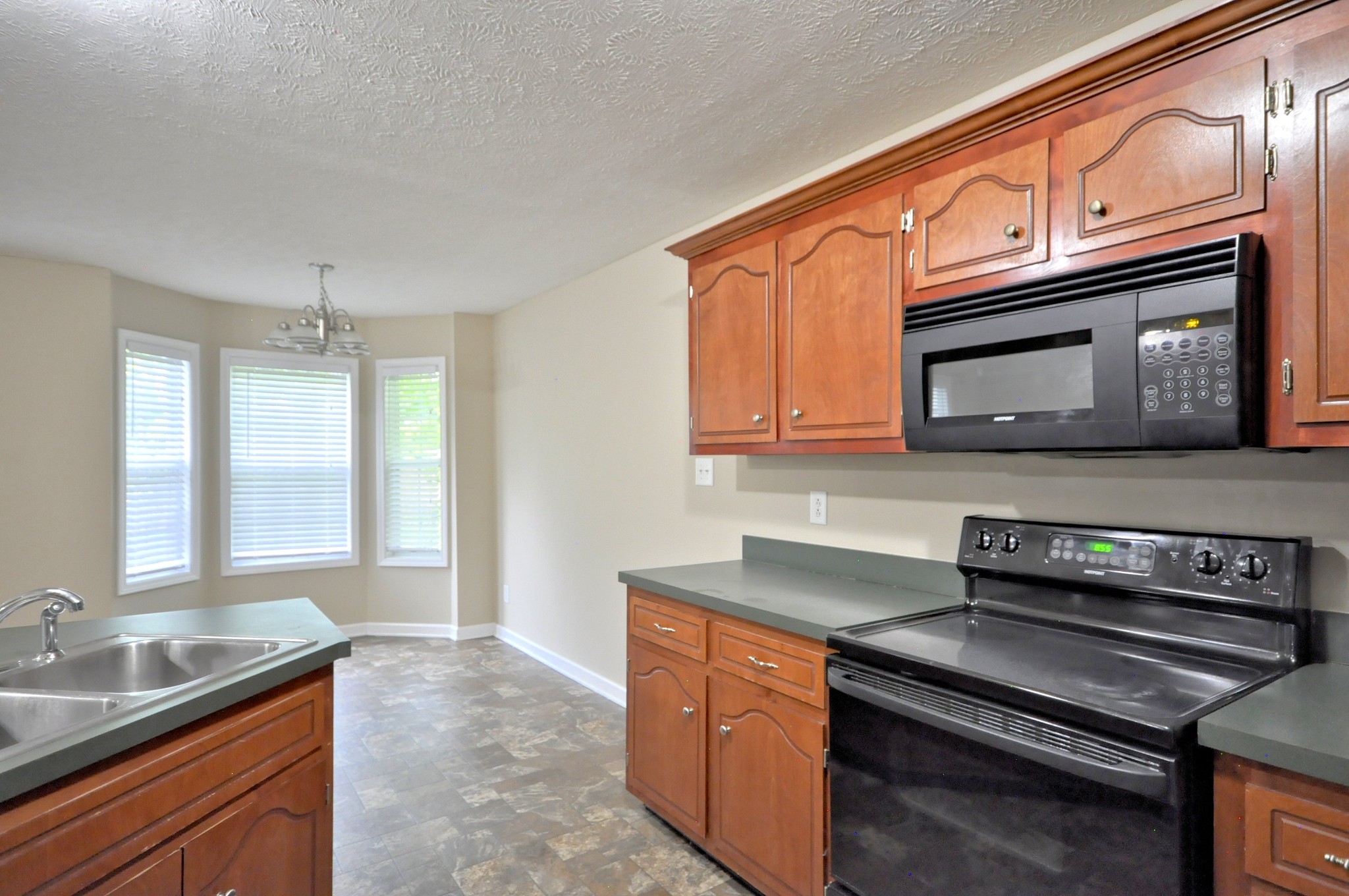 880 Cindy Jo Ct Property Photo 25