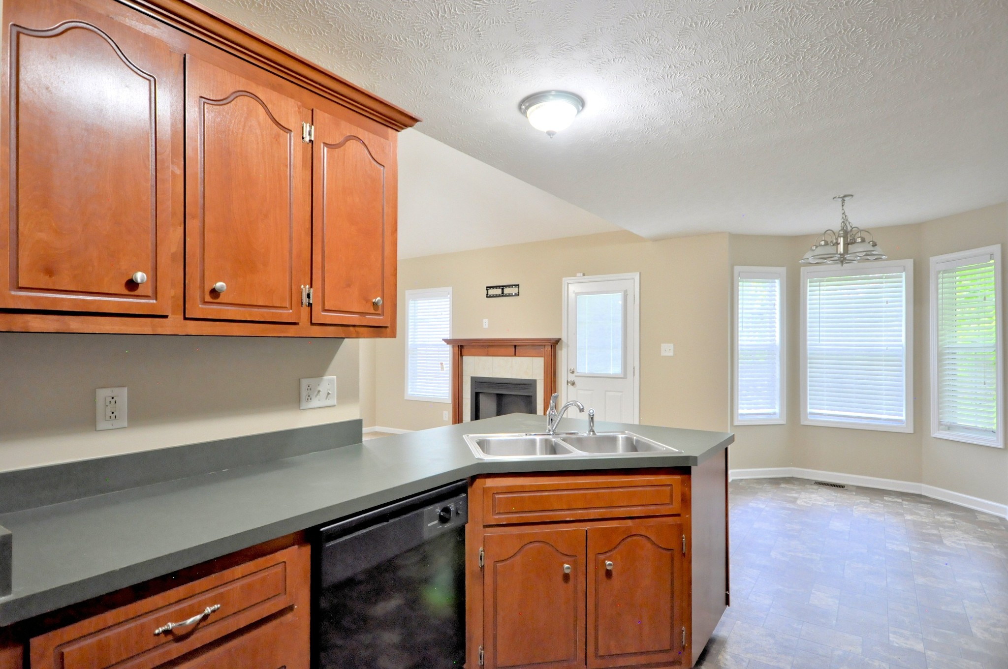 880 Cindy Jo Ct Property Photo 26