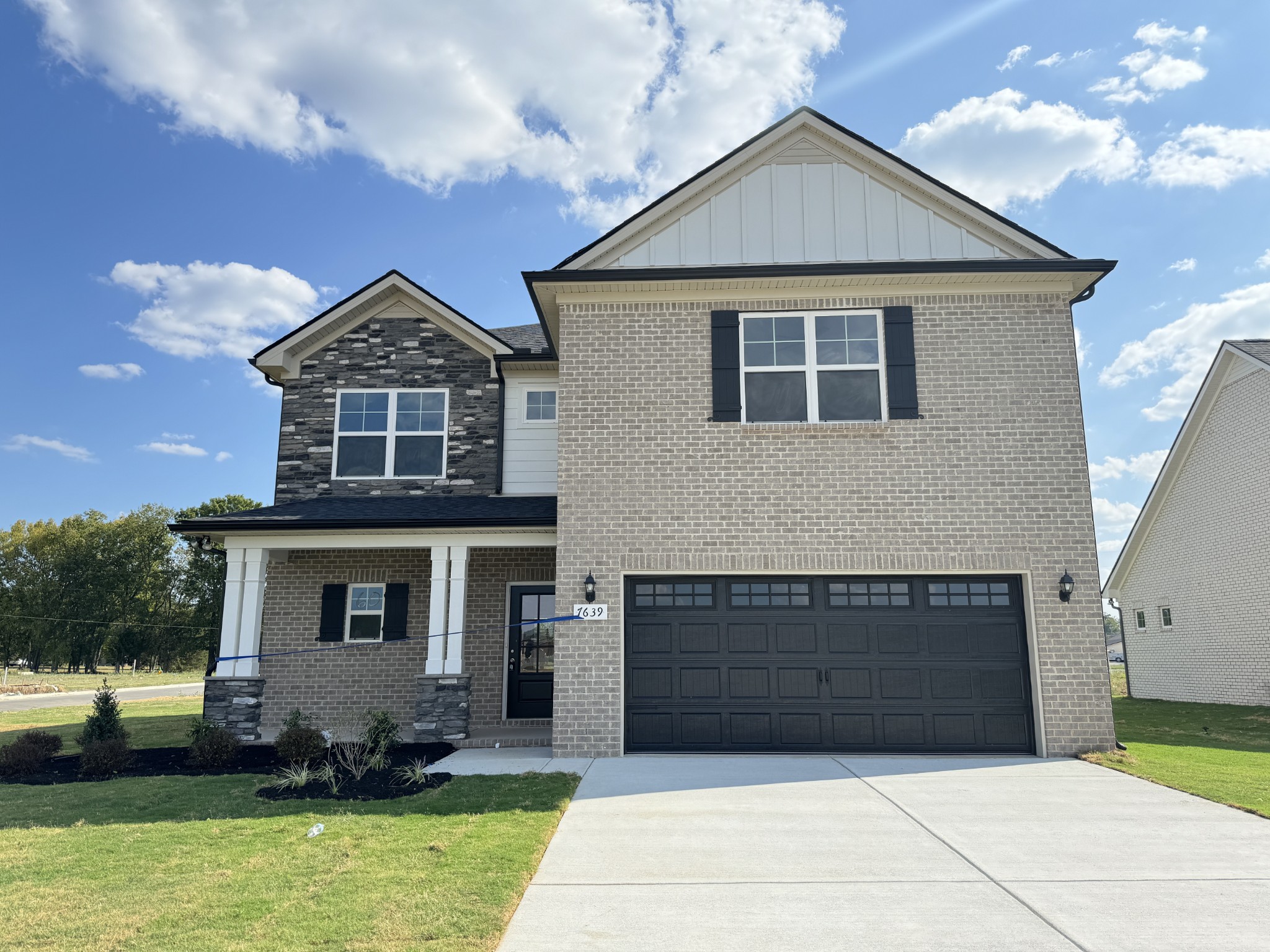 7639 Rookers Bend Drive Property Photo 1