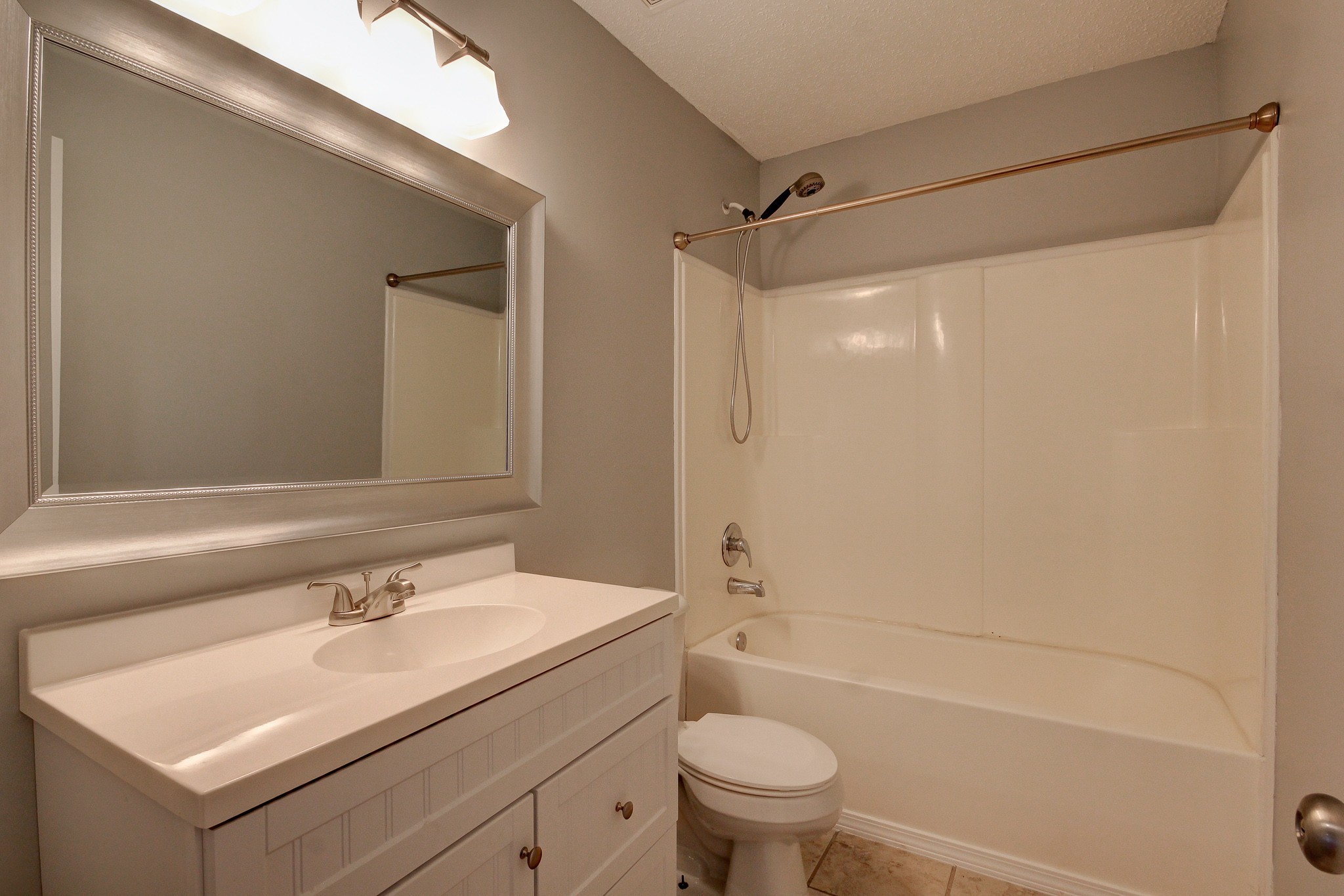 1302 Daniel Street Property Photo 9