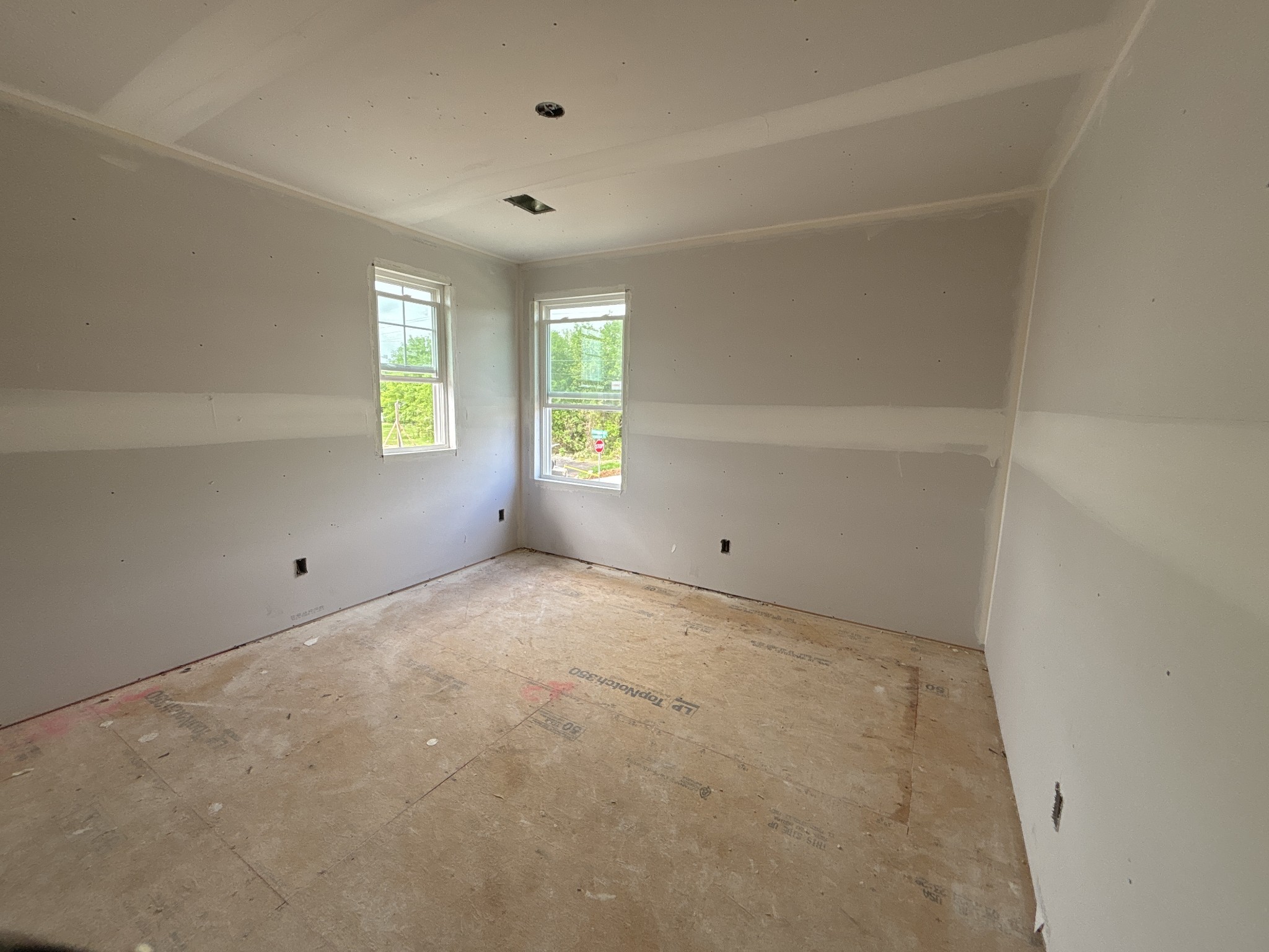 1511 Sweet Cherry Ln Property Photo 17