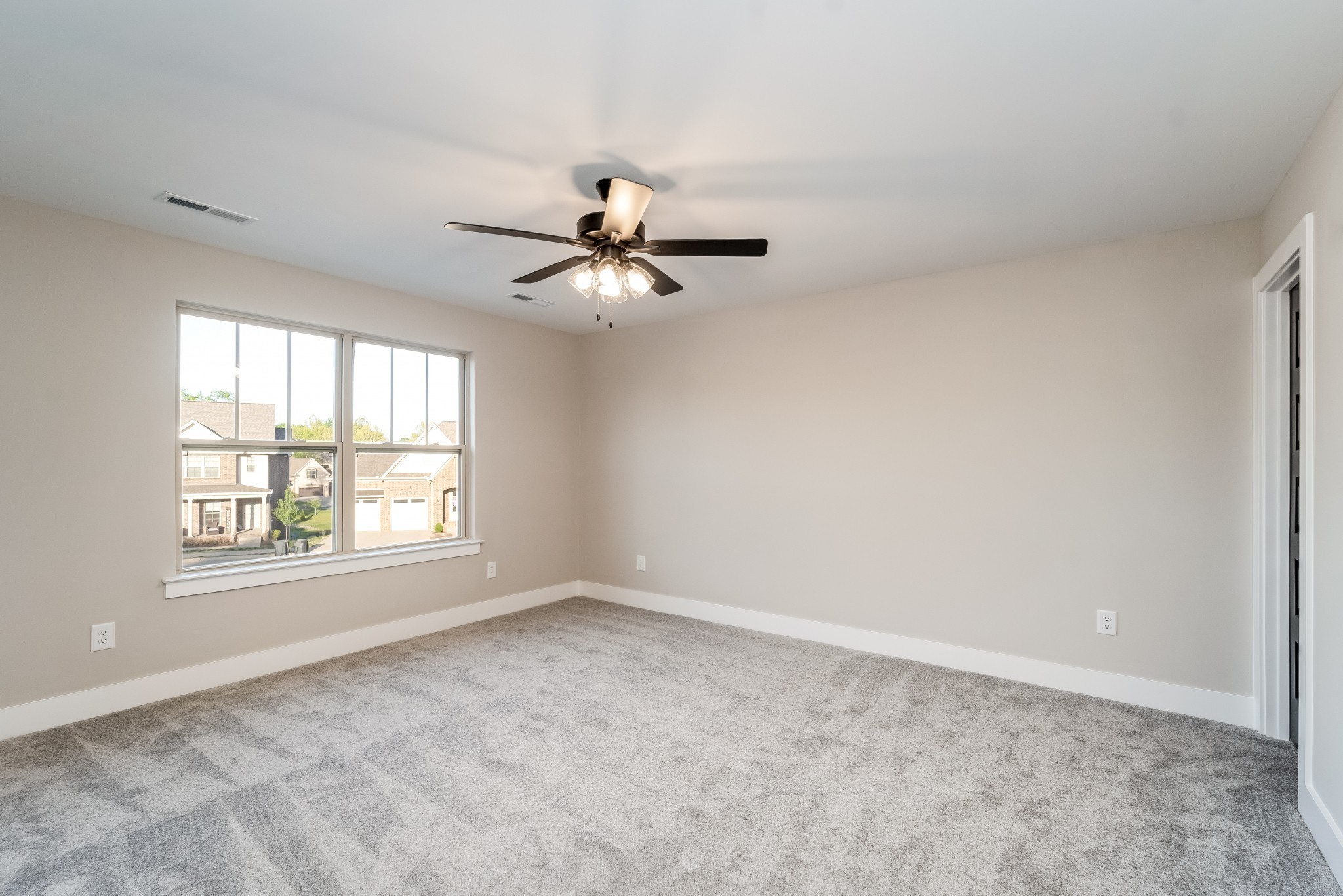 2063 Blackstone Drive Property Photo 30