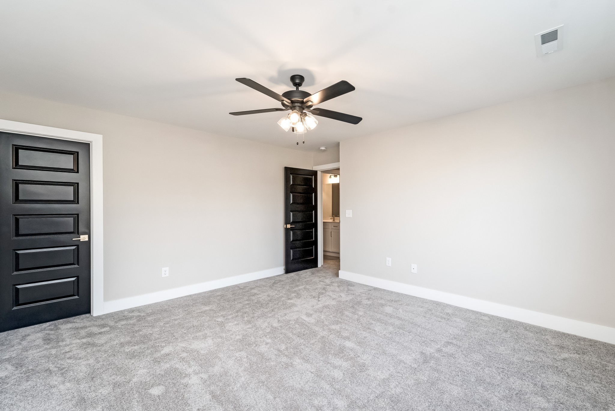 2063 Blackstone Drive Property Photo 32