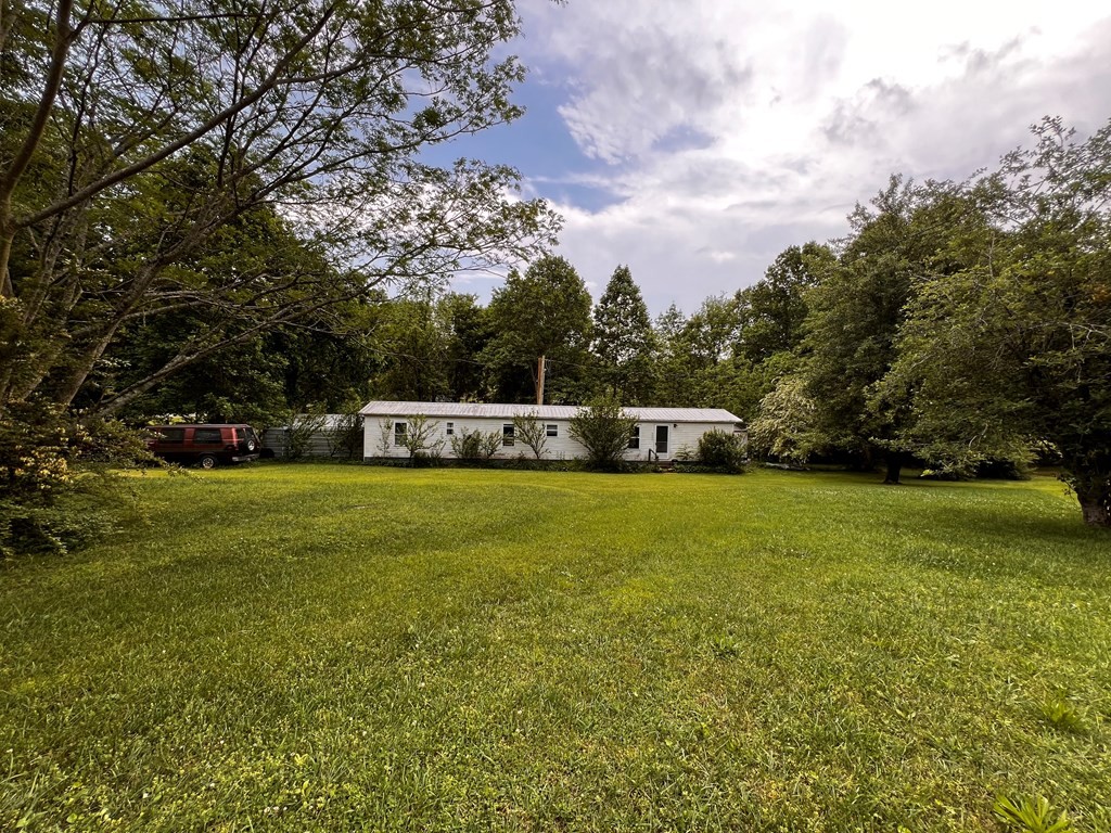 2922 Oakdale Cir Property Photo 3