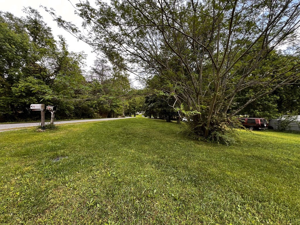 2922 Oakdale Cir Property Photo 7