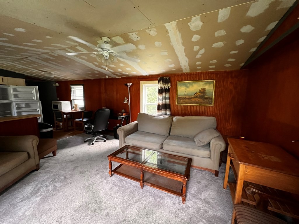 2922 Oakdale Cir Property Photo 10