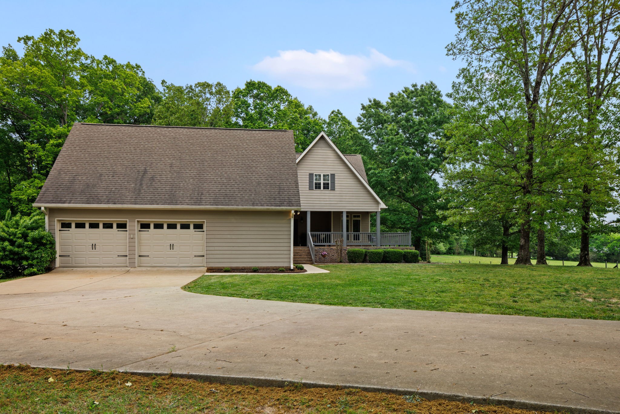 401 County Road 432 Property Photo 6