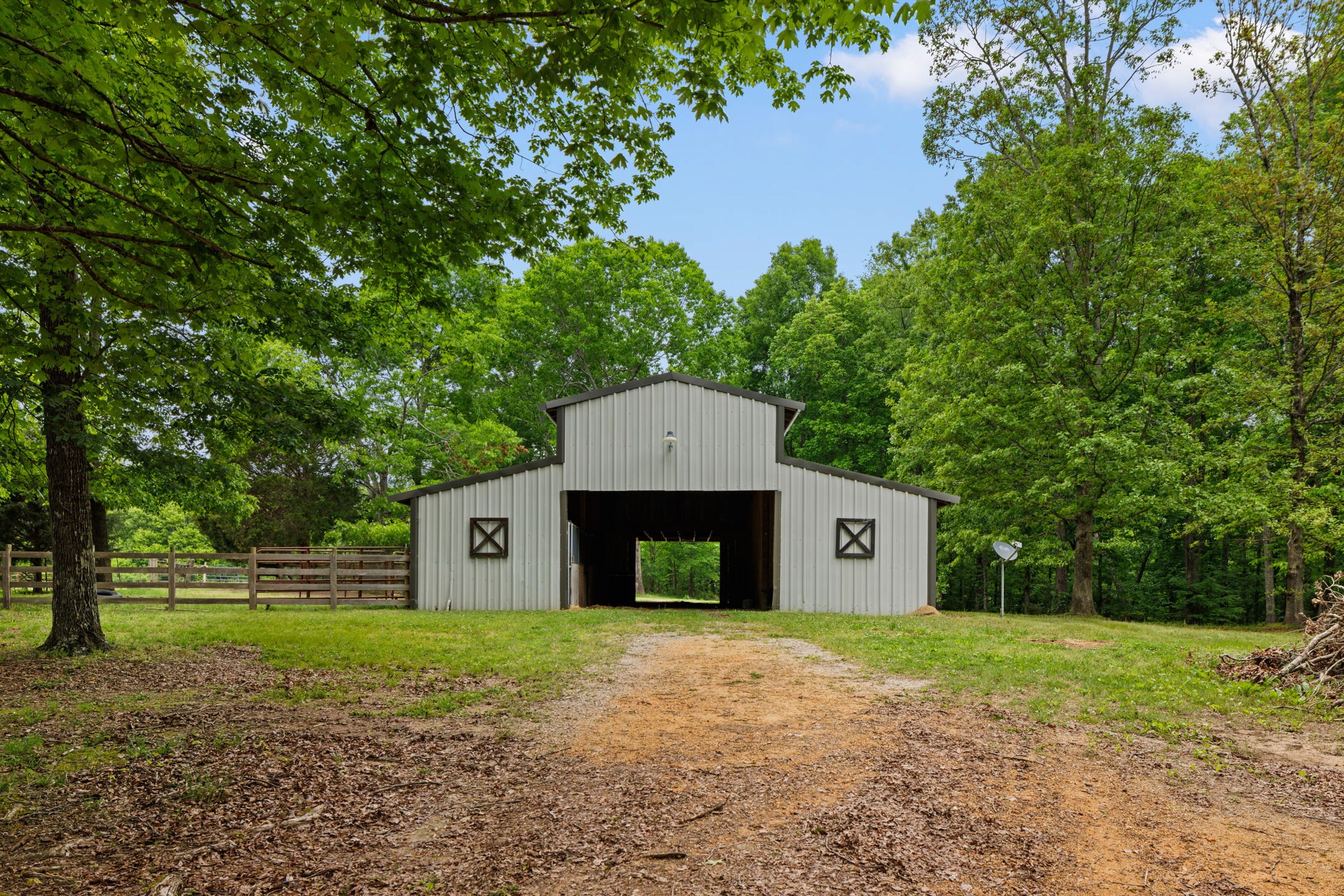 401 County Road 432 Property Photo 52