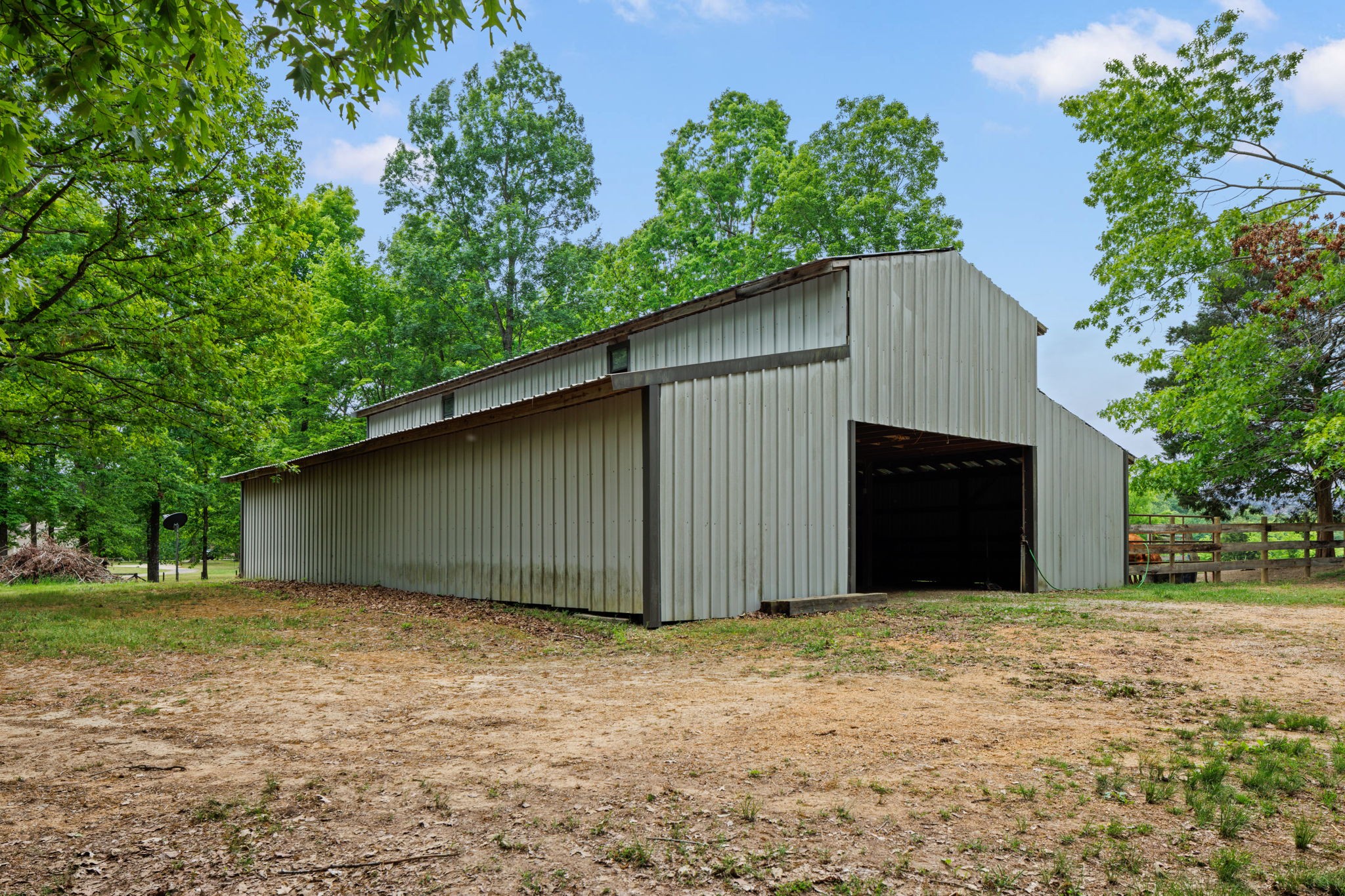 401 County Road 432 Property Photo 54