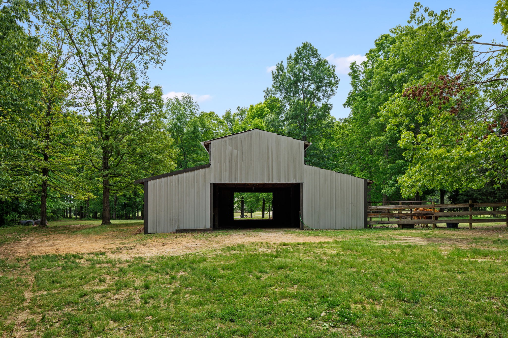 401 County Road 432 Property Photo 55