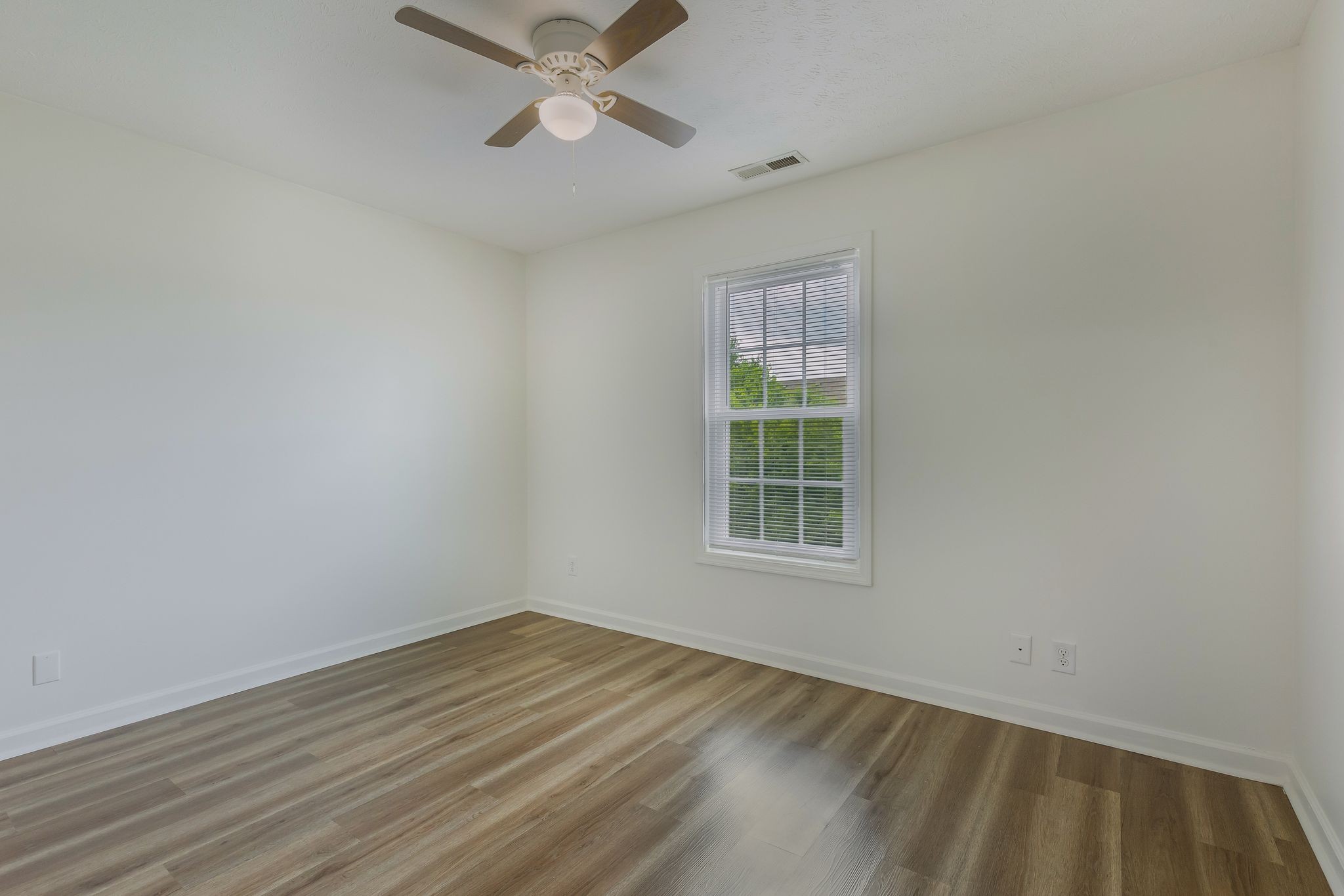 523 Fox Trot Dr Property Photo 24