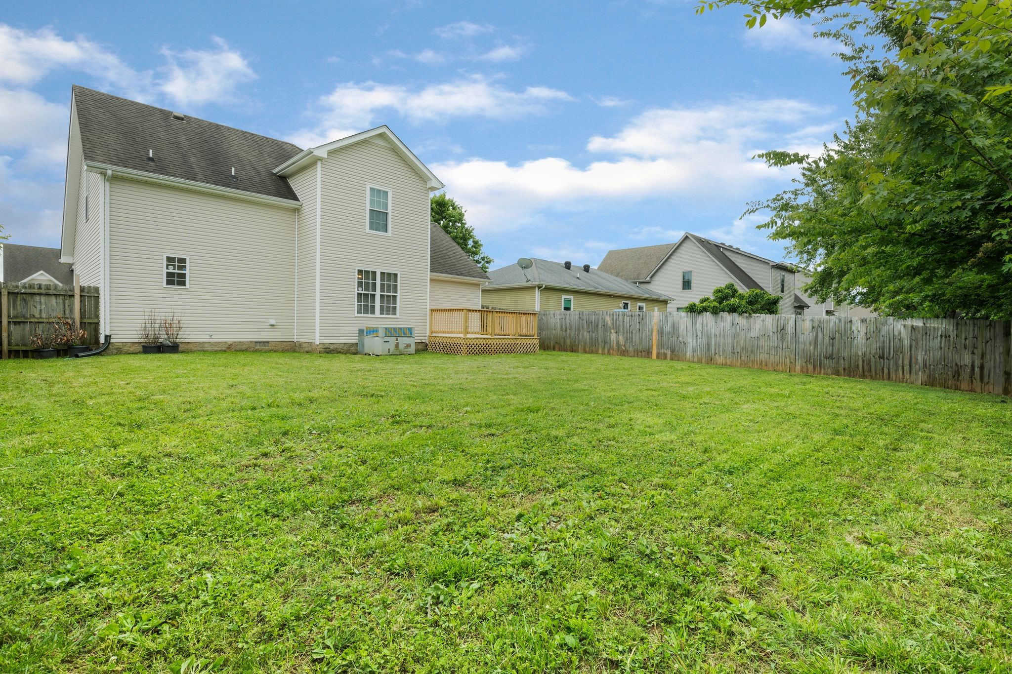 523 Fox Trot Dr Property Photo 28