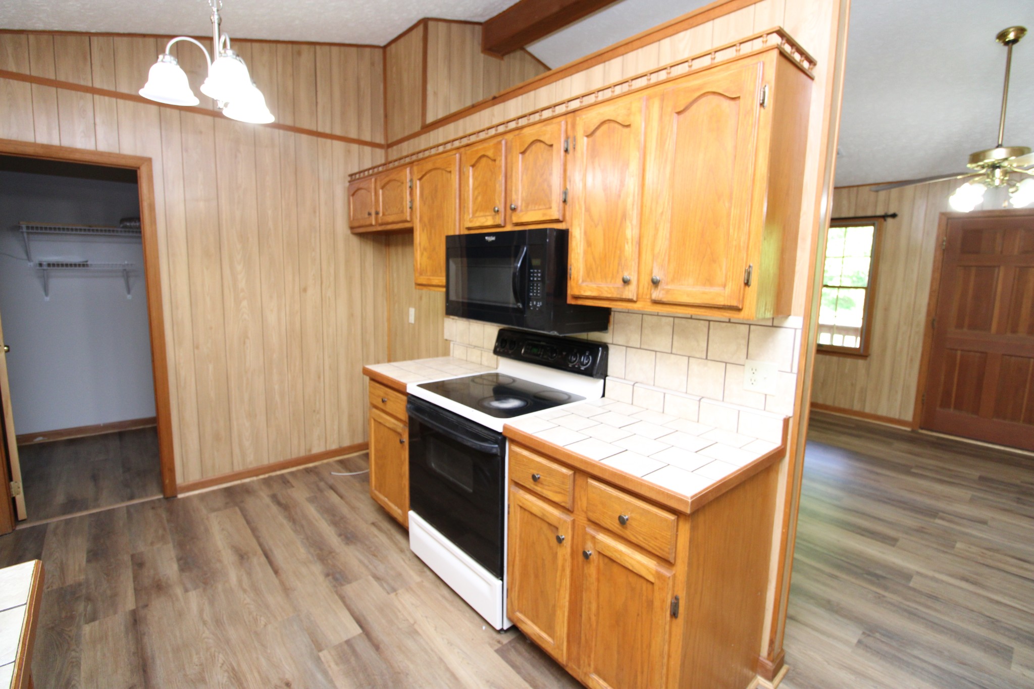 2492 Hartsville Road Property Photo 11