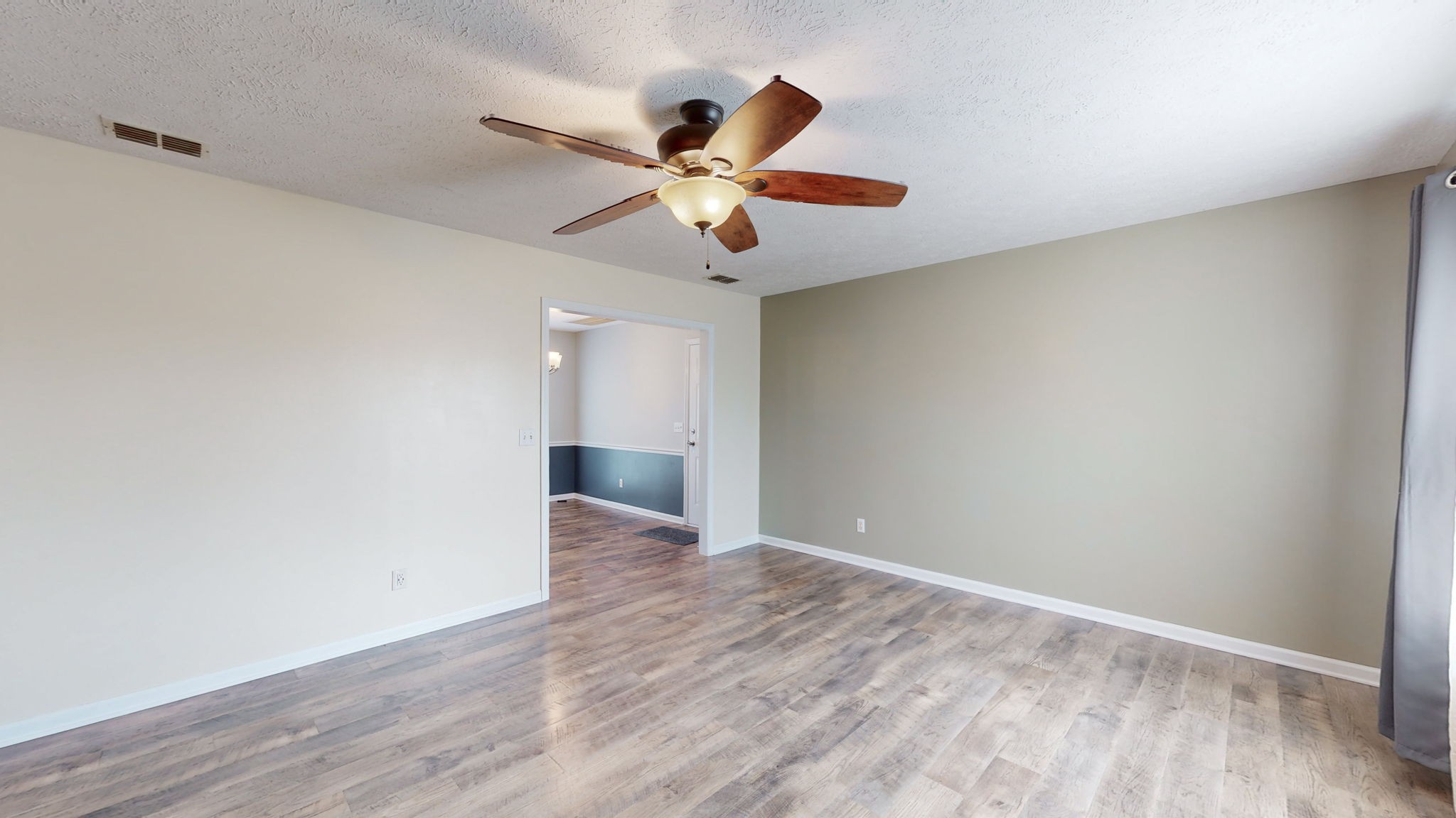 230 Sky Harbor Dr Property Photo 4