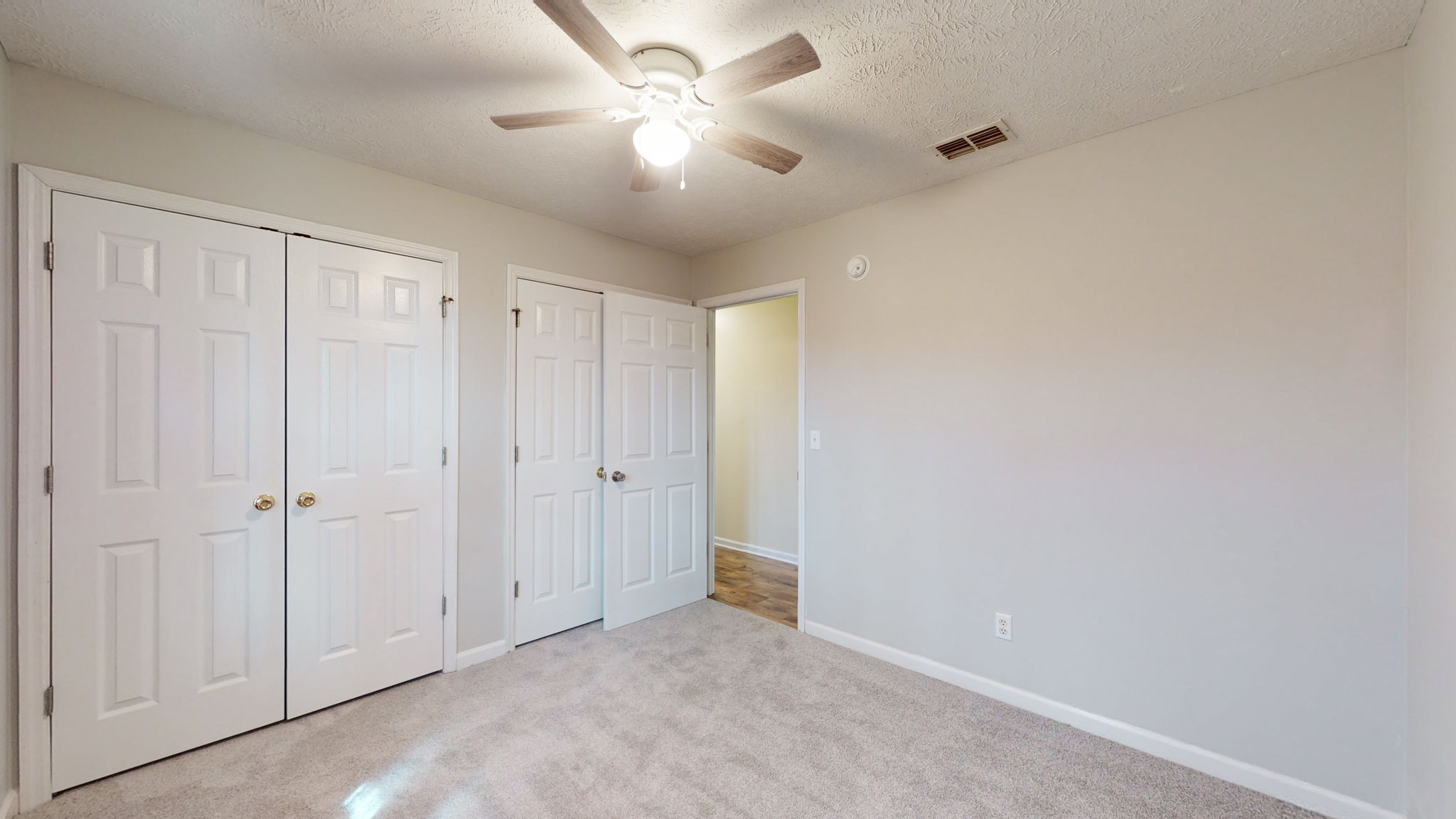 230 Sky Harbor Dr Property Photo 14